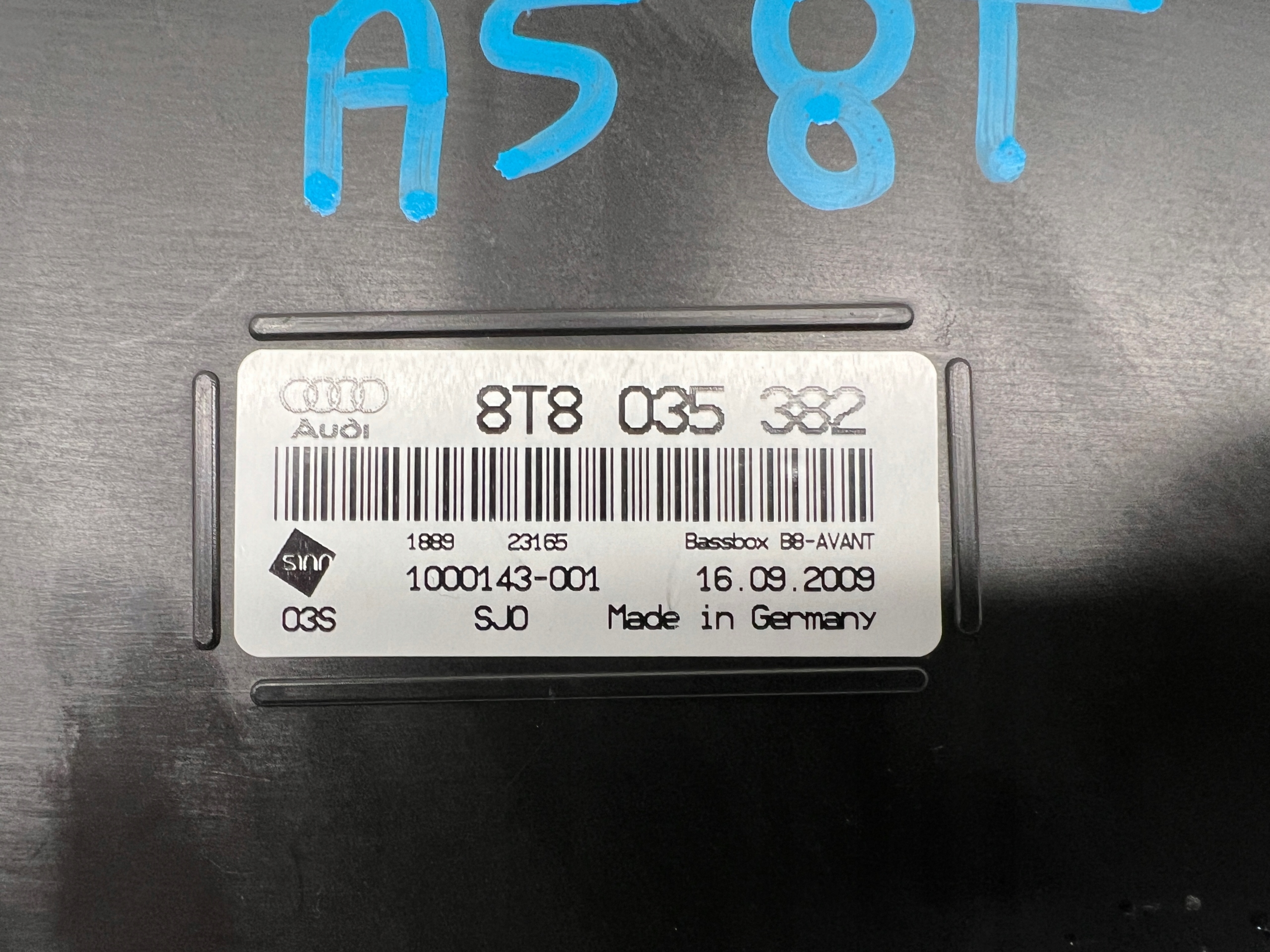Audi A5 8T SPORTBACK subwoofer 8T8035382
