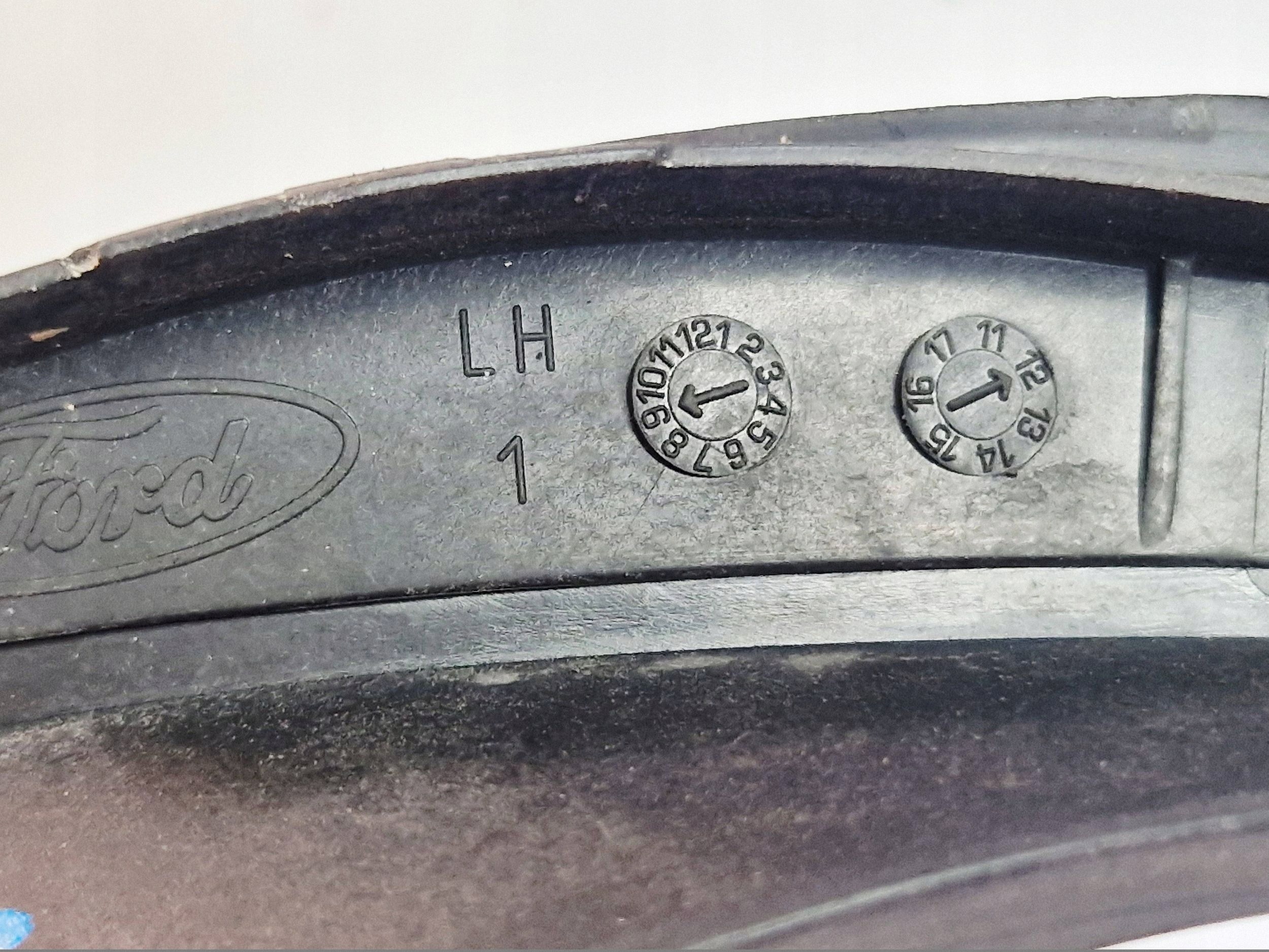 moulding windows CZOLOWEJ left Ford B-MAX 2012 ROK AV11R03195AC