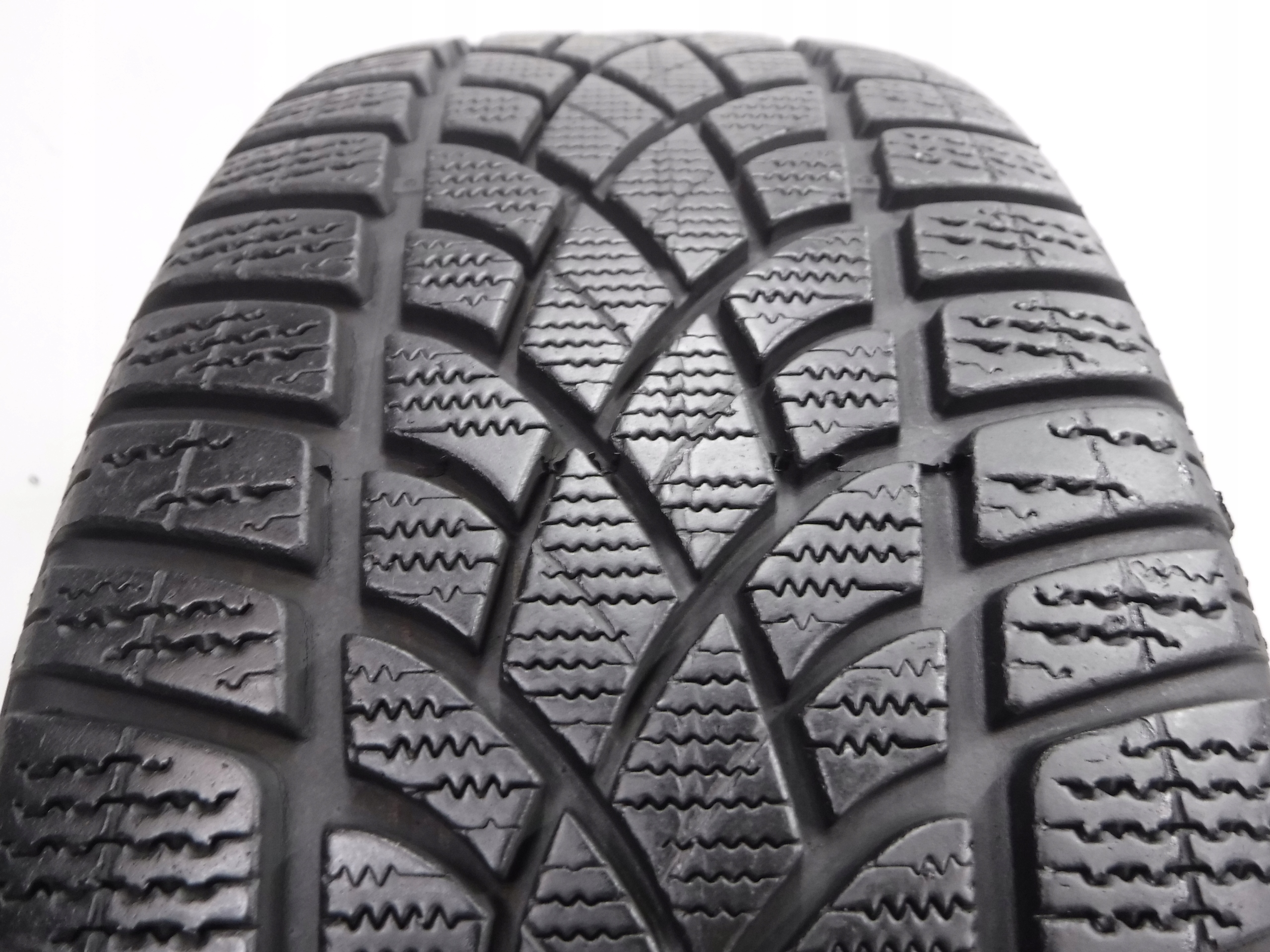 OPONY ZIMOWE DUNLOP SP WINTER SPORT 3D 235/50/19 Indeks prędkości H do 210 km/h