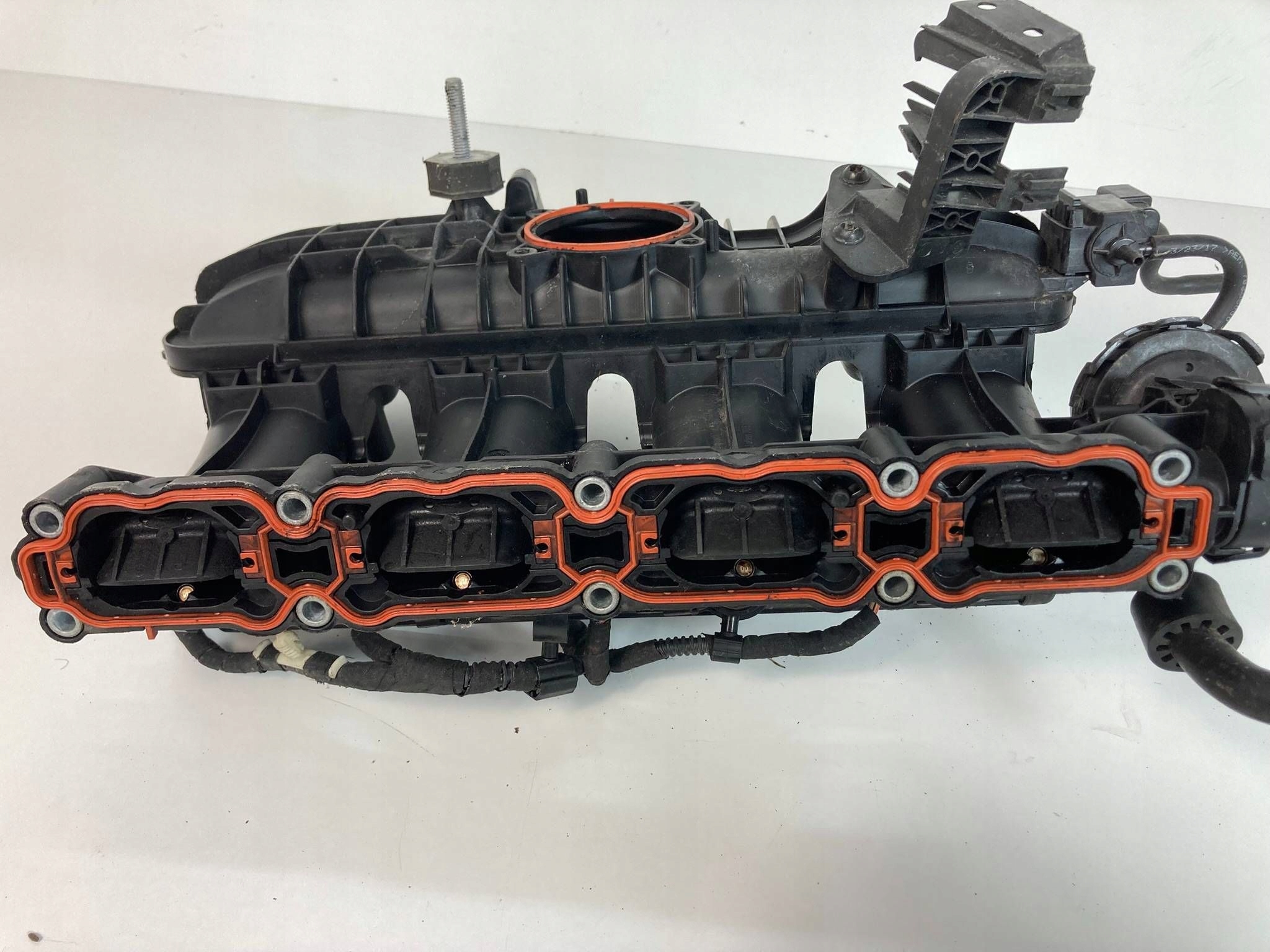 Opel Astra K 1.6D intake manifold 55500092