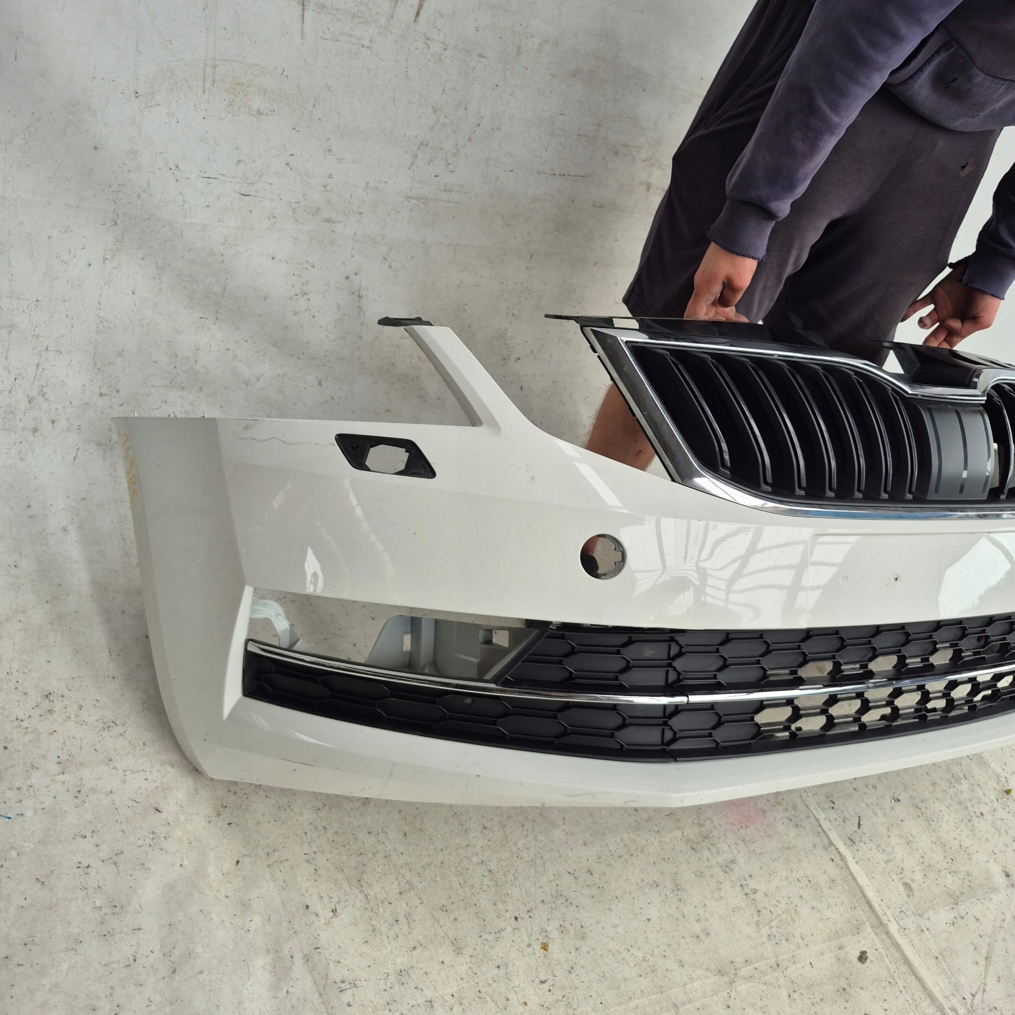 SKODA OCTAVIA III LIFT 17- bumper front front SPR 5E0807221N