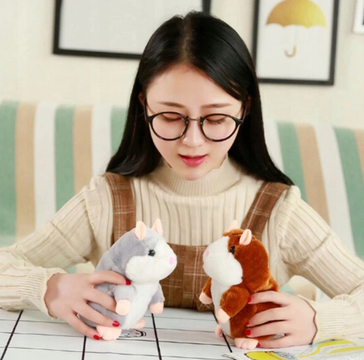 GADAJĄCY INTERAKTYWNY CHOMIK GADUŁA PRZEDRZEŹNIACZ Marka Retoo