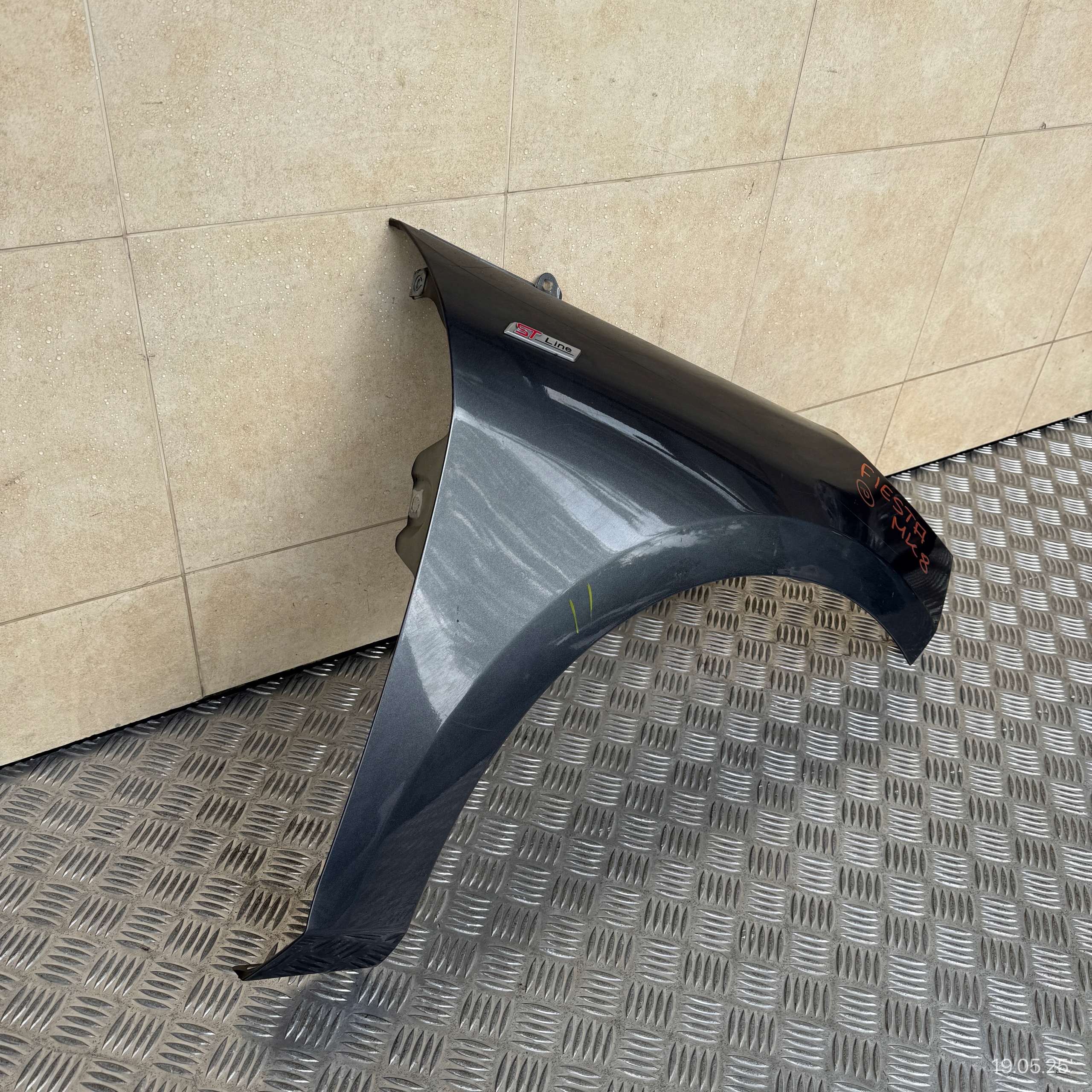 fender front right FORD FIESTA MK8 ST-LINE 2019 ROK