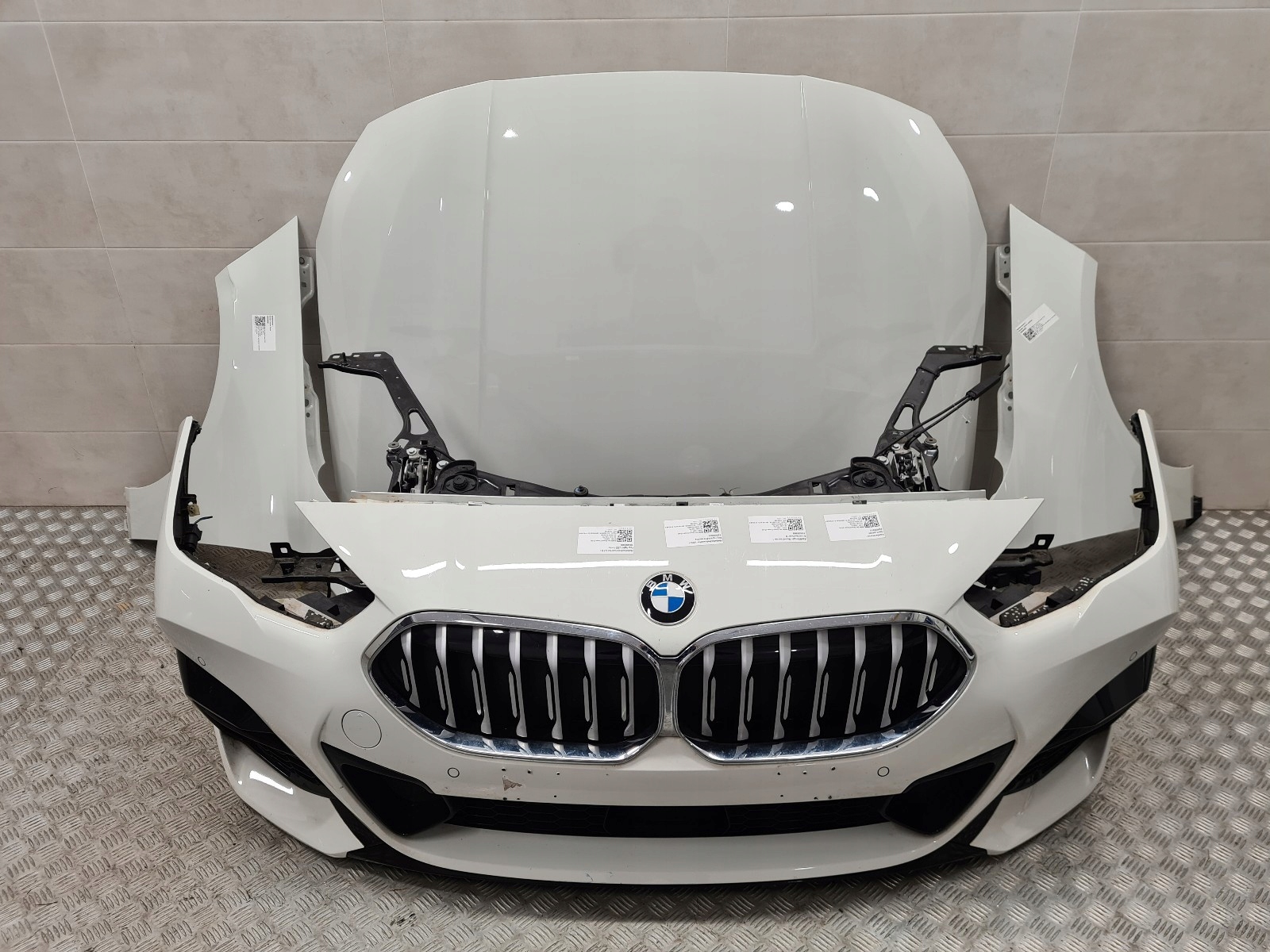 BMW F44 PRZÓD MASKA ZDERZAK BŁOTNIKI PAS PRZEDNI RADAR A300 M-PAKIET Numer katalogowy części BMW F44 A300 MIRTEX PRZÓD WAŁOWICE 58A