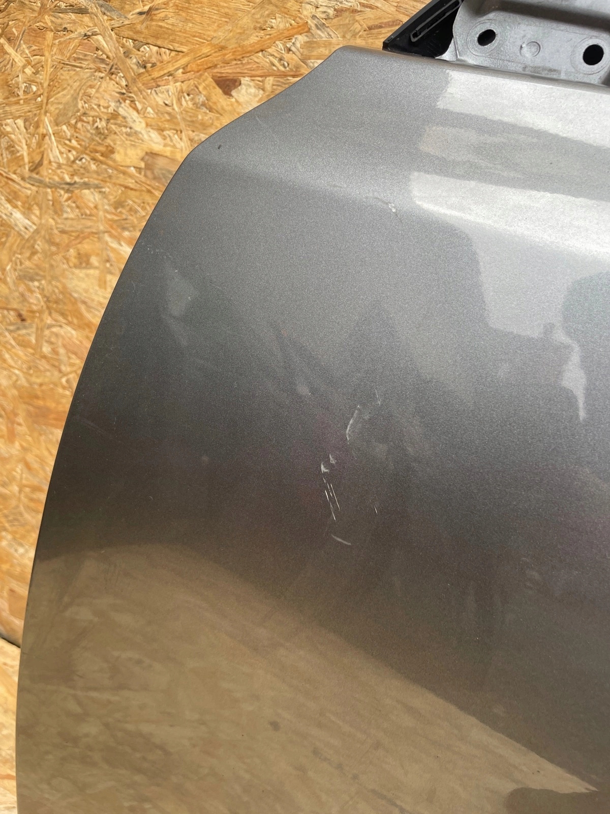 door front front left Nissan Leaf and szare