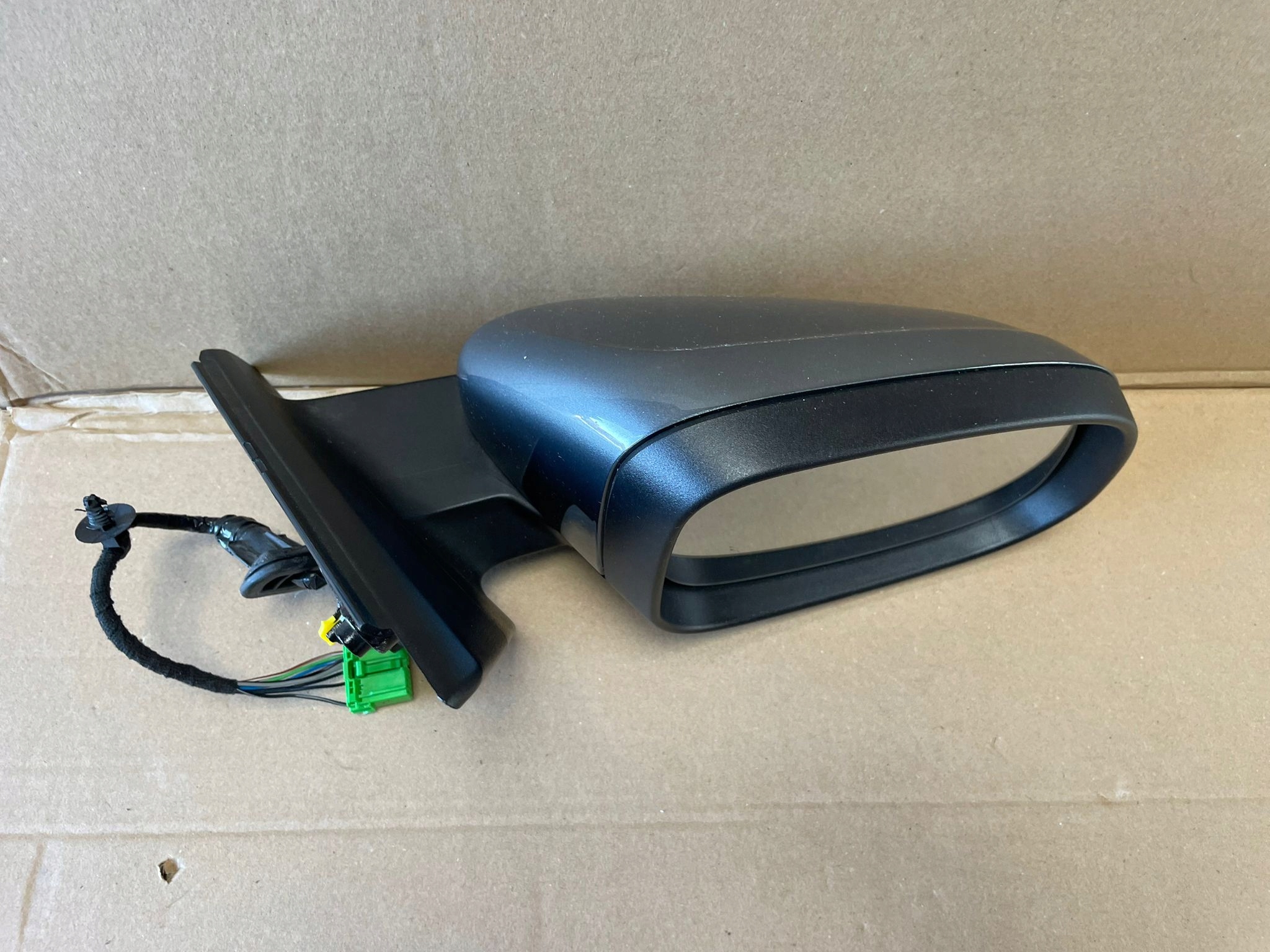 mirror exterior VOLVO right 8 PIN 31442240