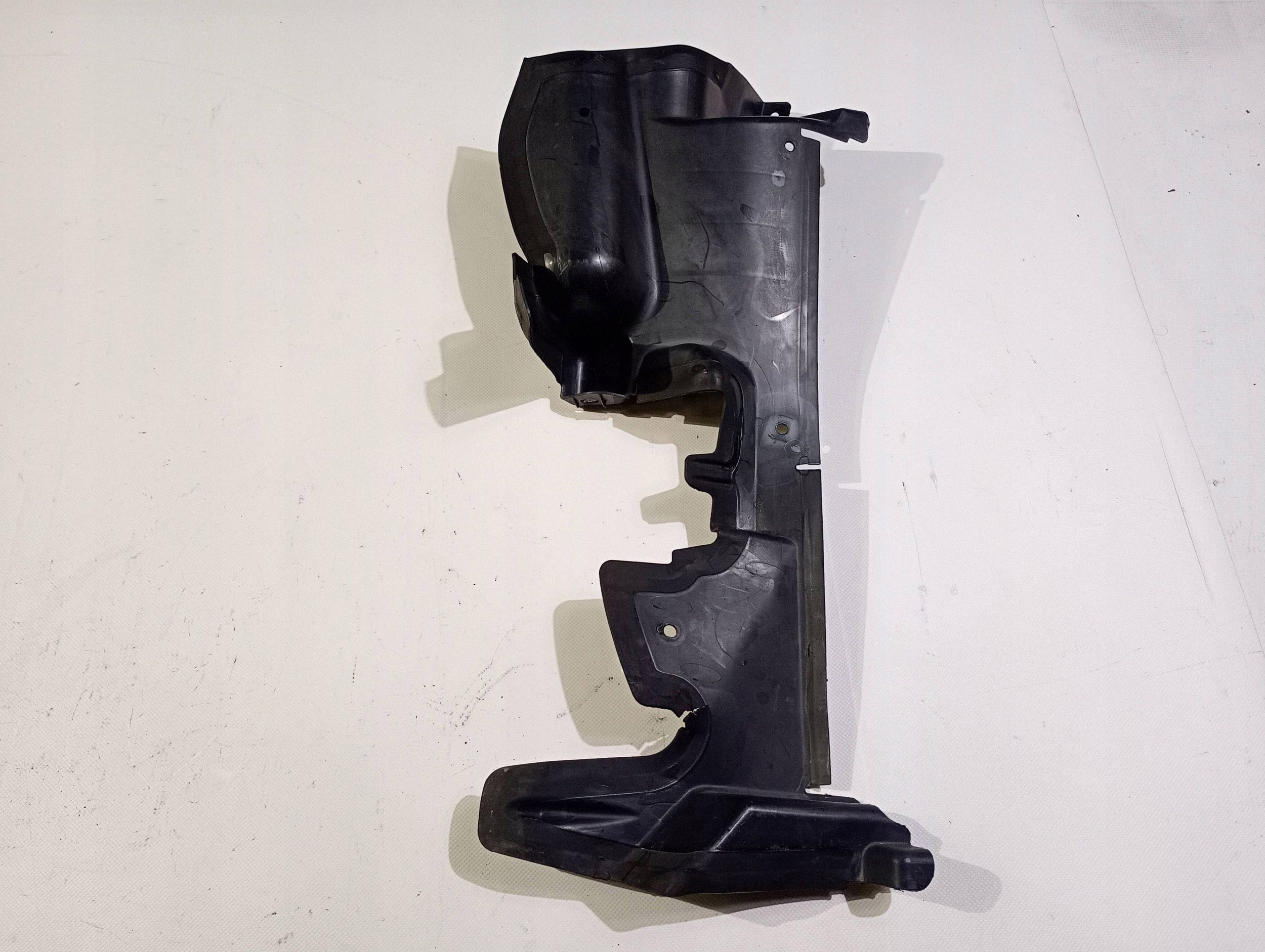 air duct air line drain air right side Dodge Charger 2015