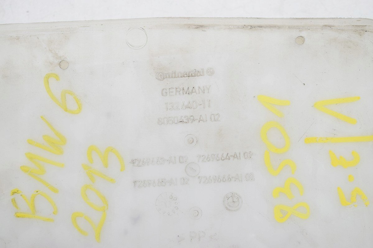 washer fluid tank BMW 6 13264011