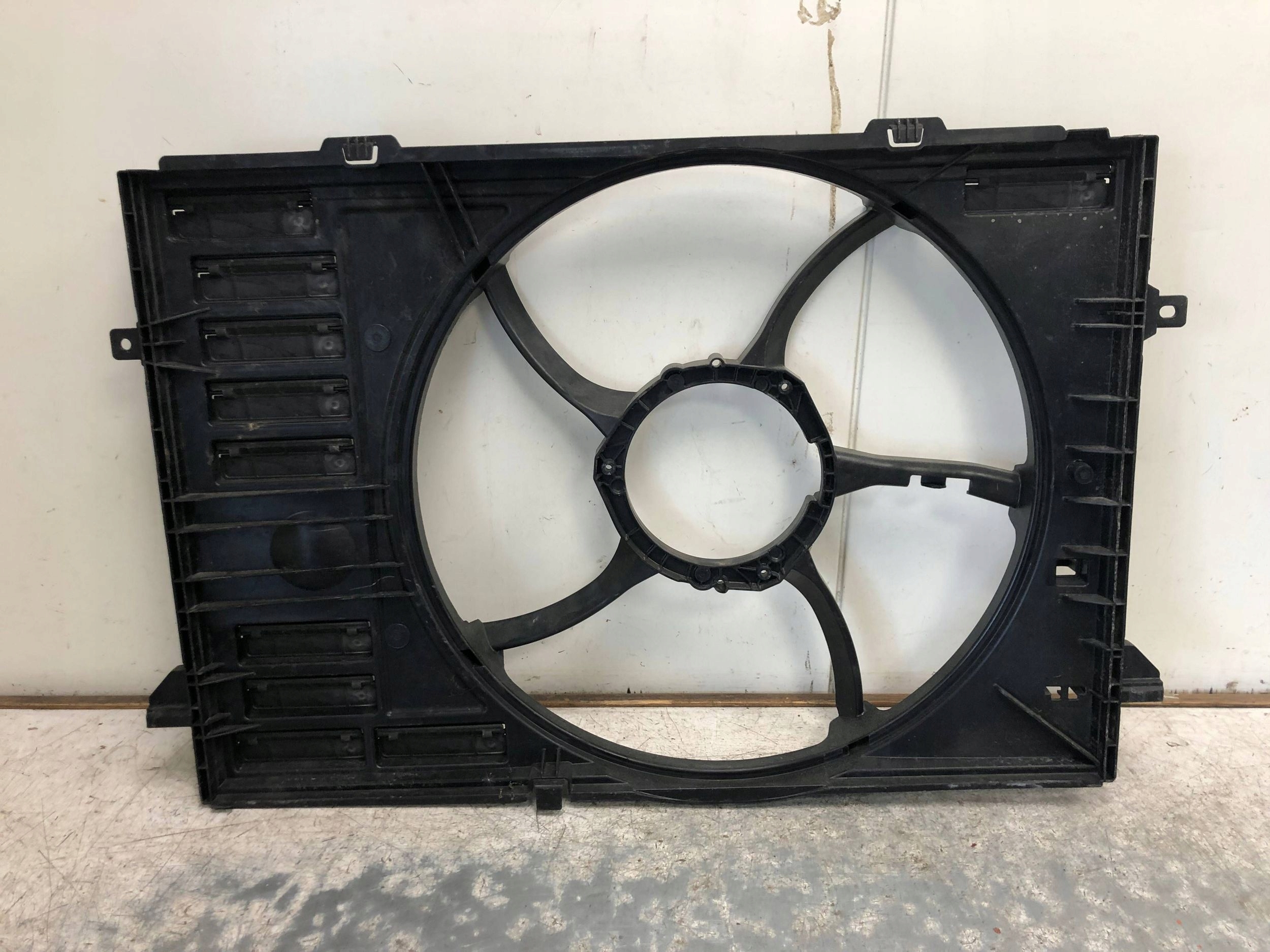 ventilátor vrtuľa chladiča VW T6 7E0121207E