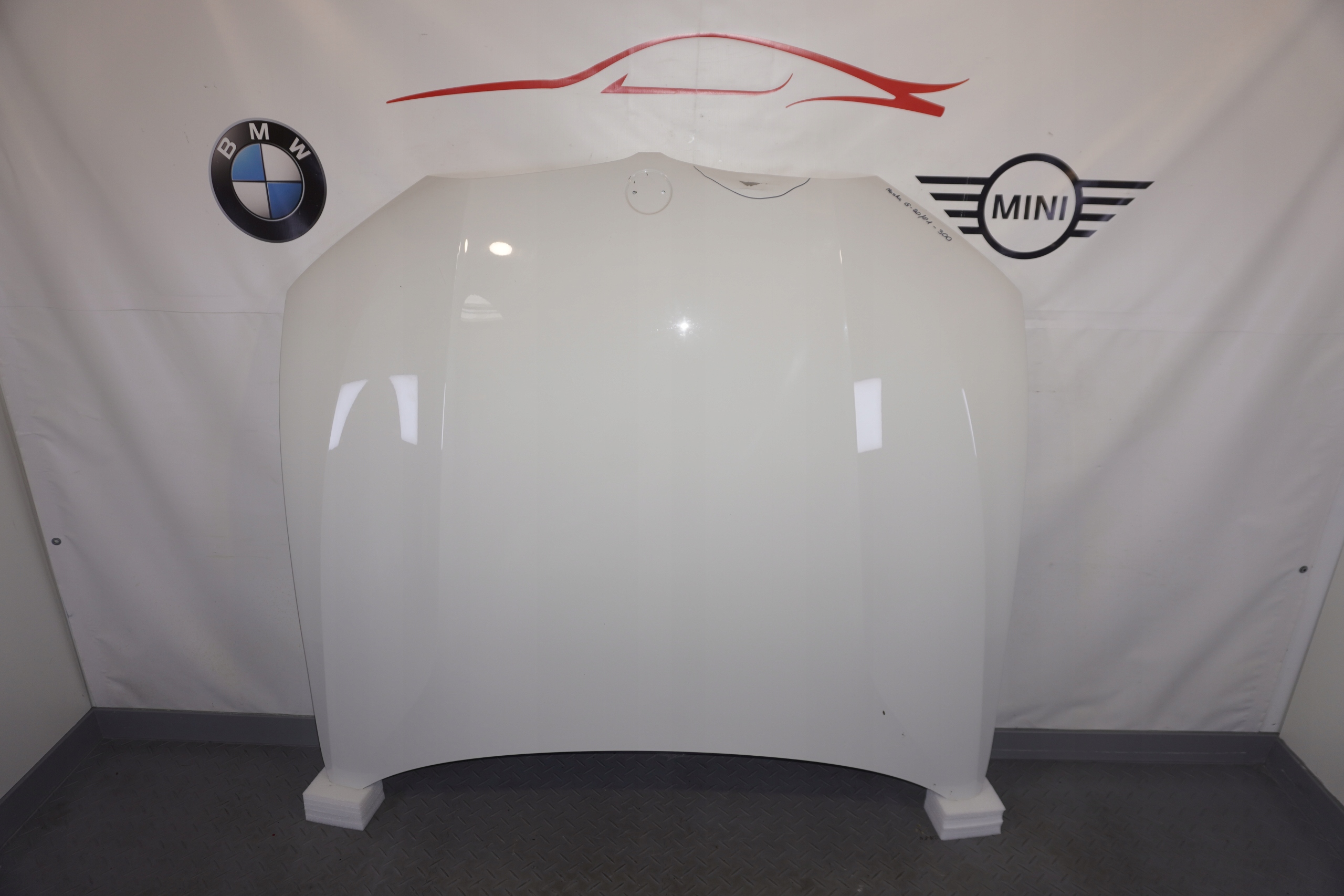 MASKA POKRYWA SILNIKA BMW G20 G21 300