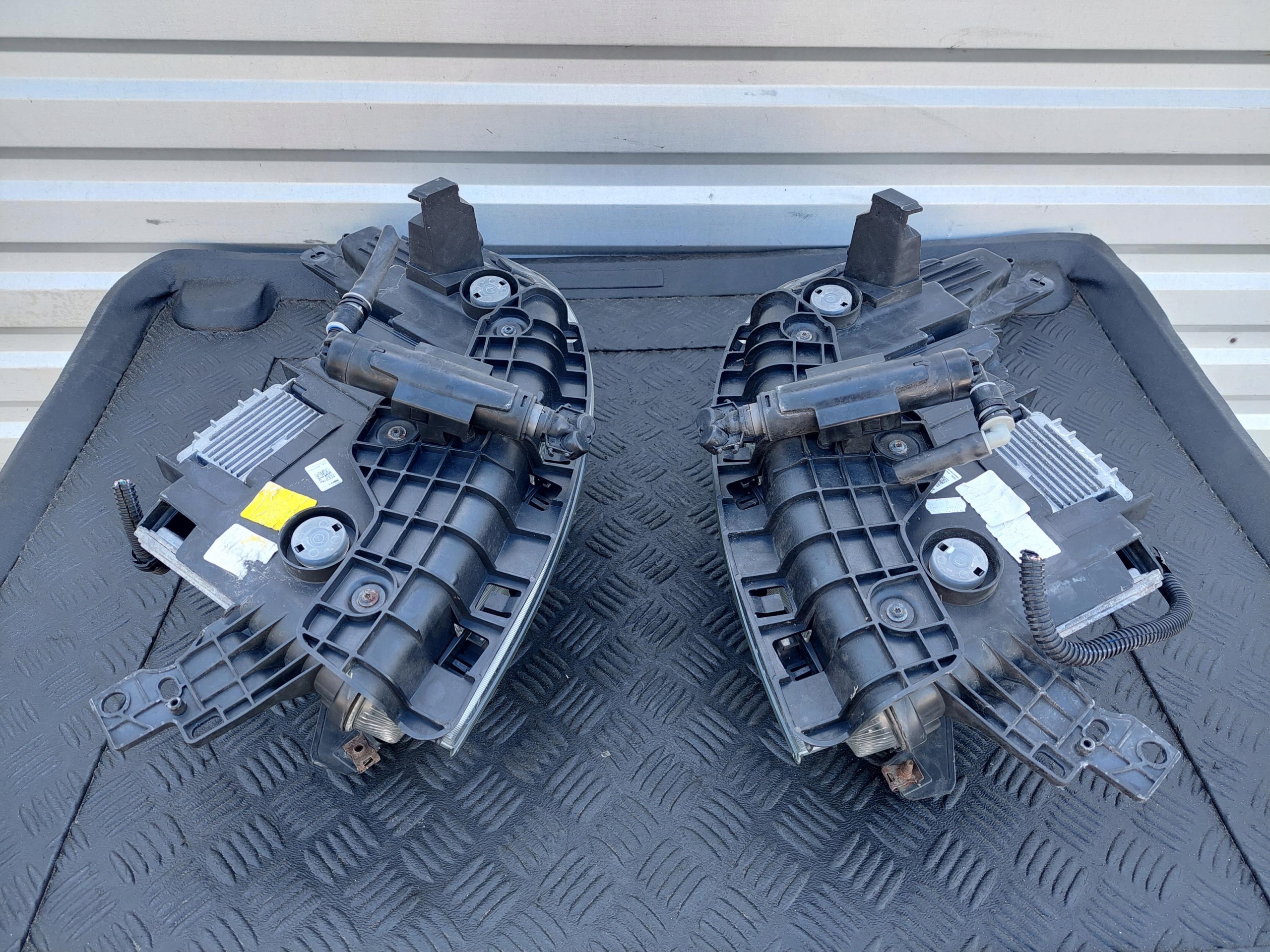 light front left front left XENON EUROPA washer FORD KUGA II MK2