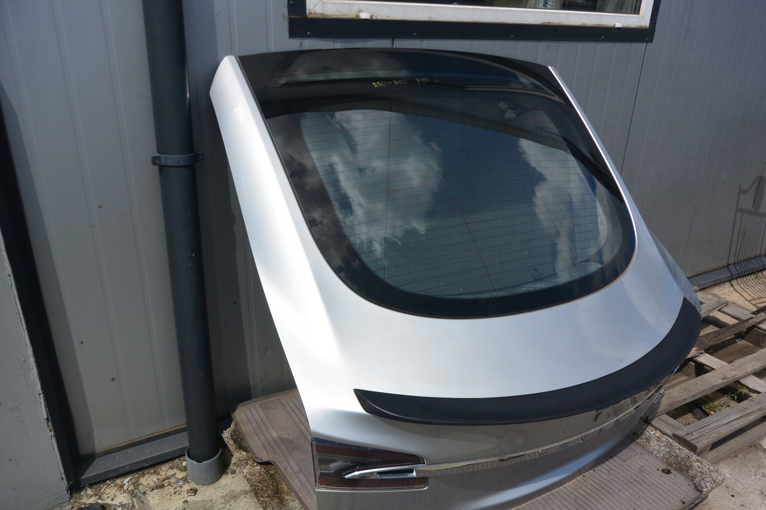 TESLA MODEL S trunk door boot KPL Z window SPOILER