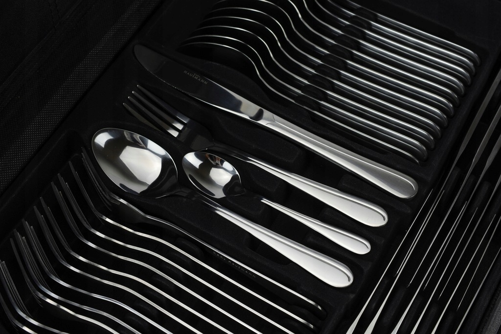 KOMPLET SZTUĆCÓW W WALIZCE HEIDI 72 ELEMENTY 12 OSÓB Liczba elementów w zestawie 72