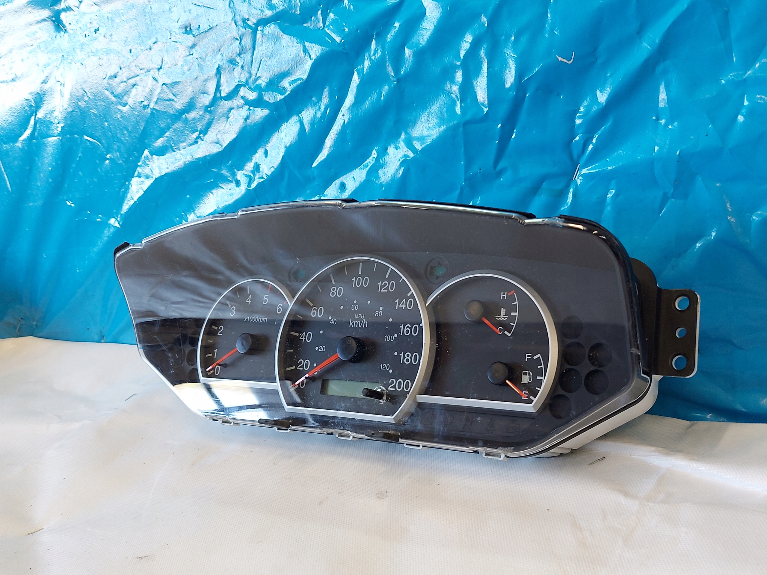 dials clock KIA CARENS II 2.0 CRDI 20051107