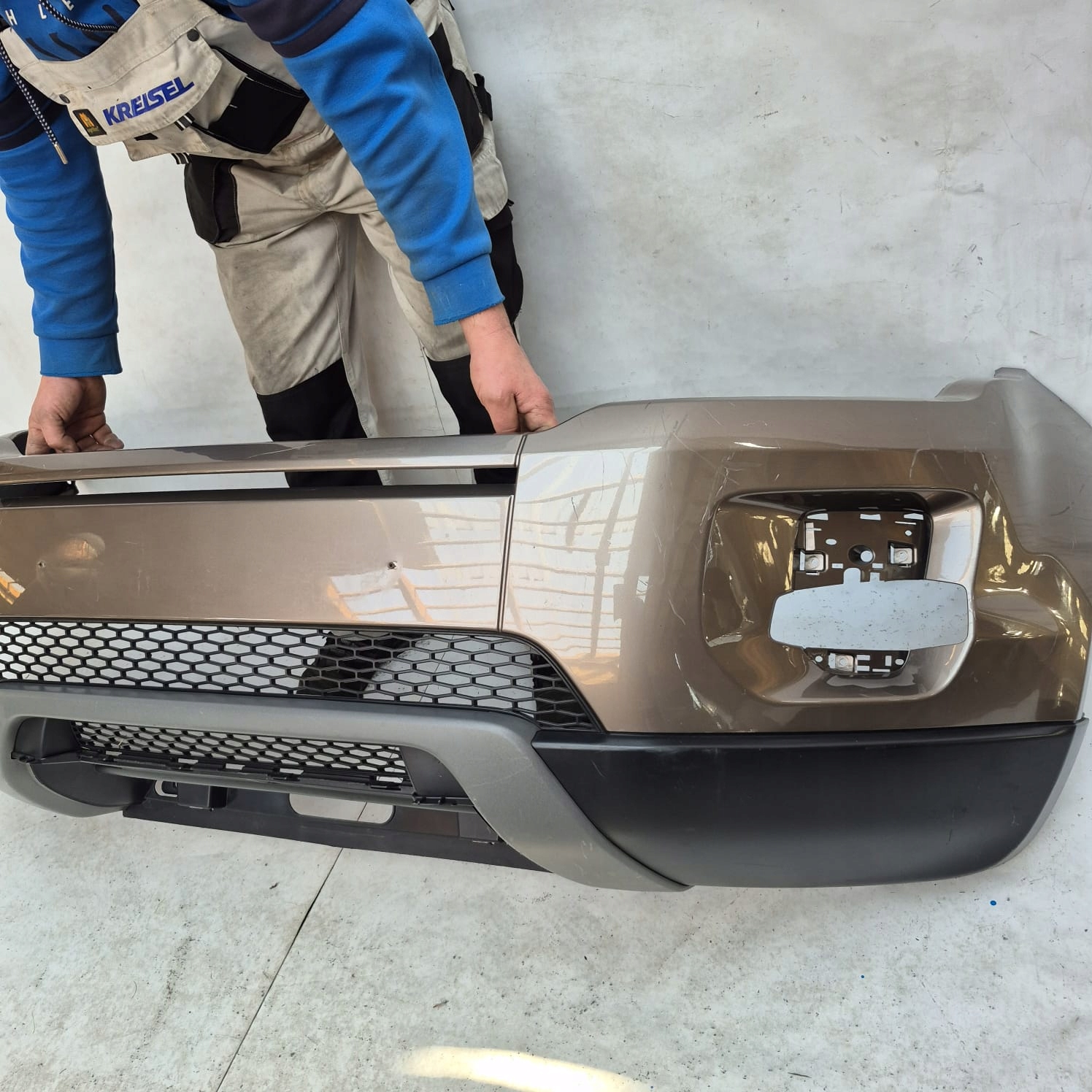 RANGE ROVER EVOQUE and 1 11-15 bumper front front without DZIUR BJ32-17F003