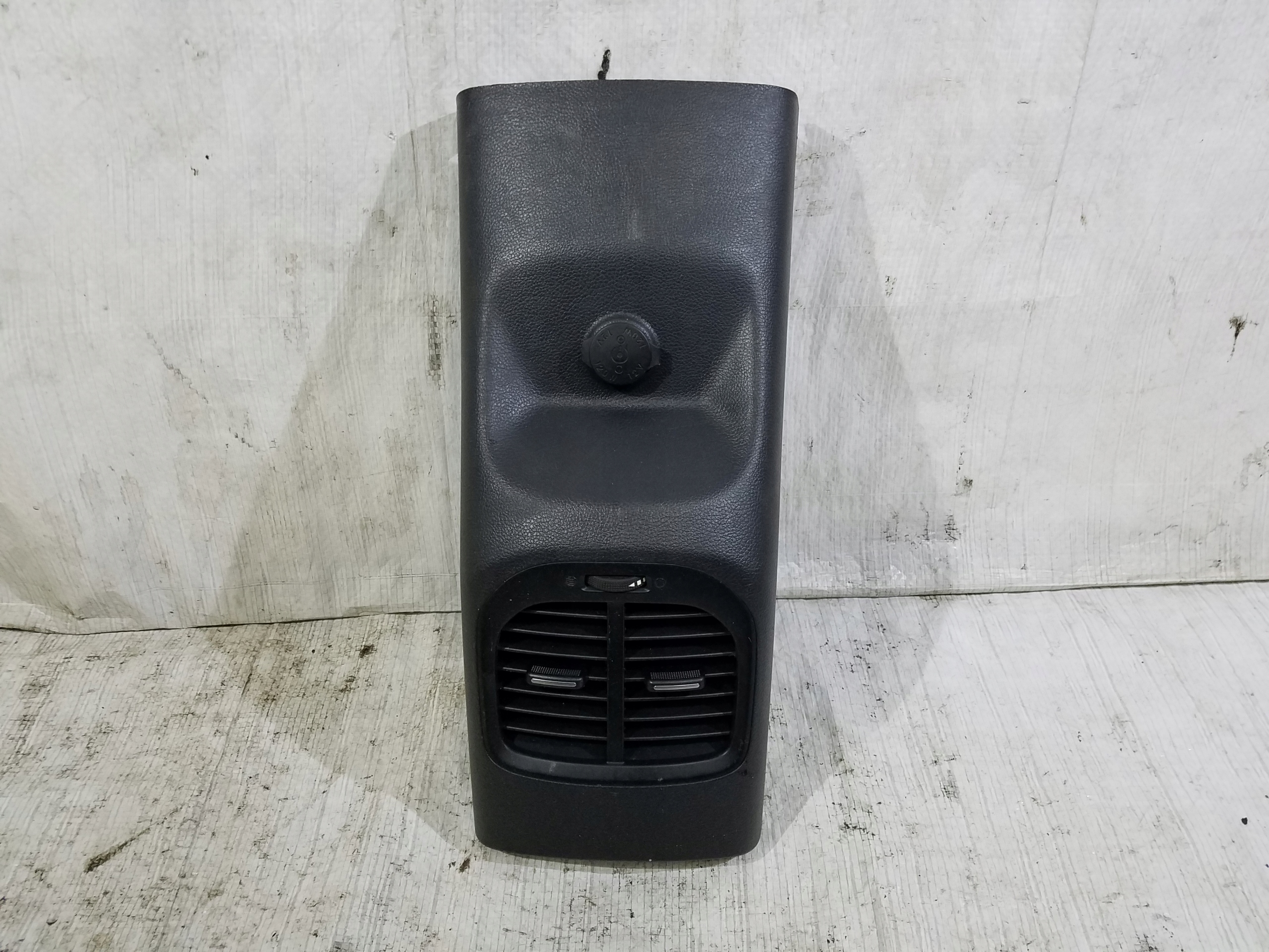 97040-A4000 - ВЕНТИЛЯЦИОННАЯ РЕШЕТКА ЗАДНЯЯ KIA CARENS IV