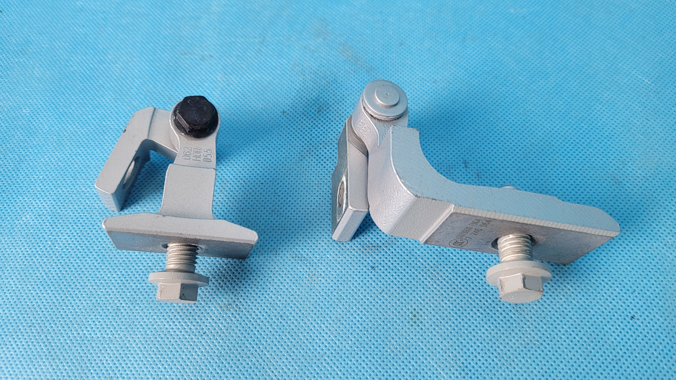 BMW X2 F39 дверные петли правый задний 7246062 7246064