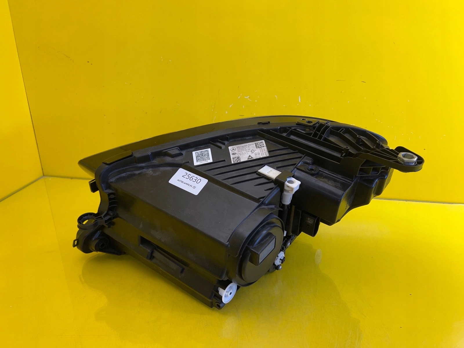 light right Mercedes W213 Lift Multibeam A2139068409