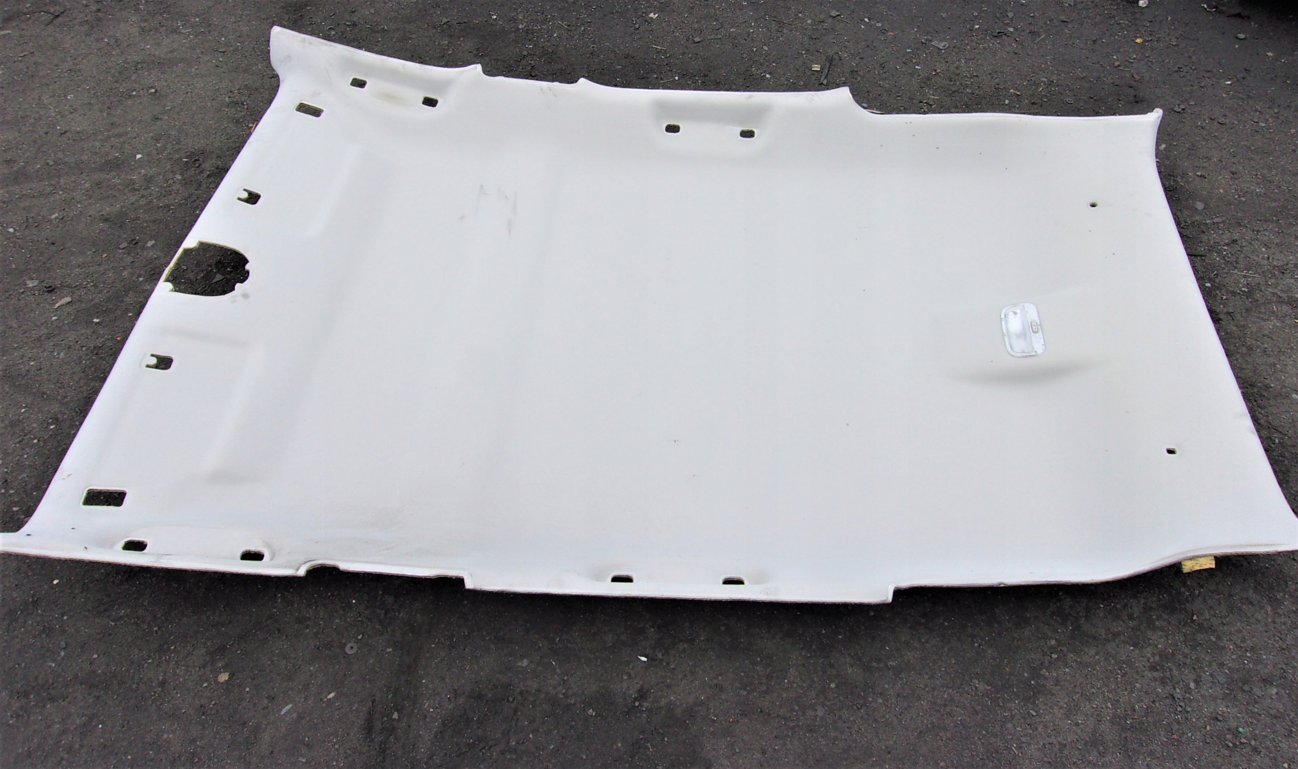 PEUGEOT 3008 I 09-16r СТЕЛЯ