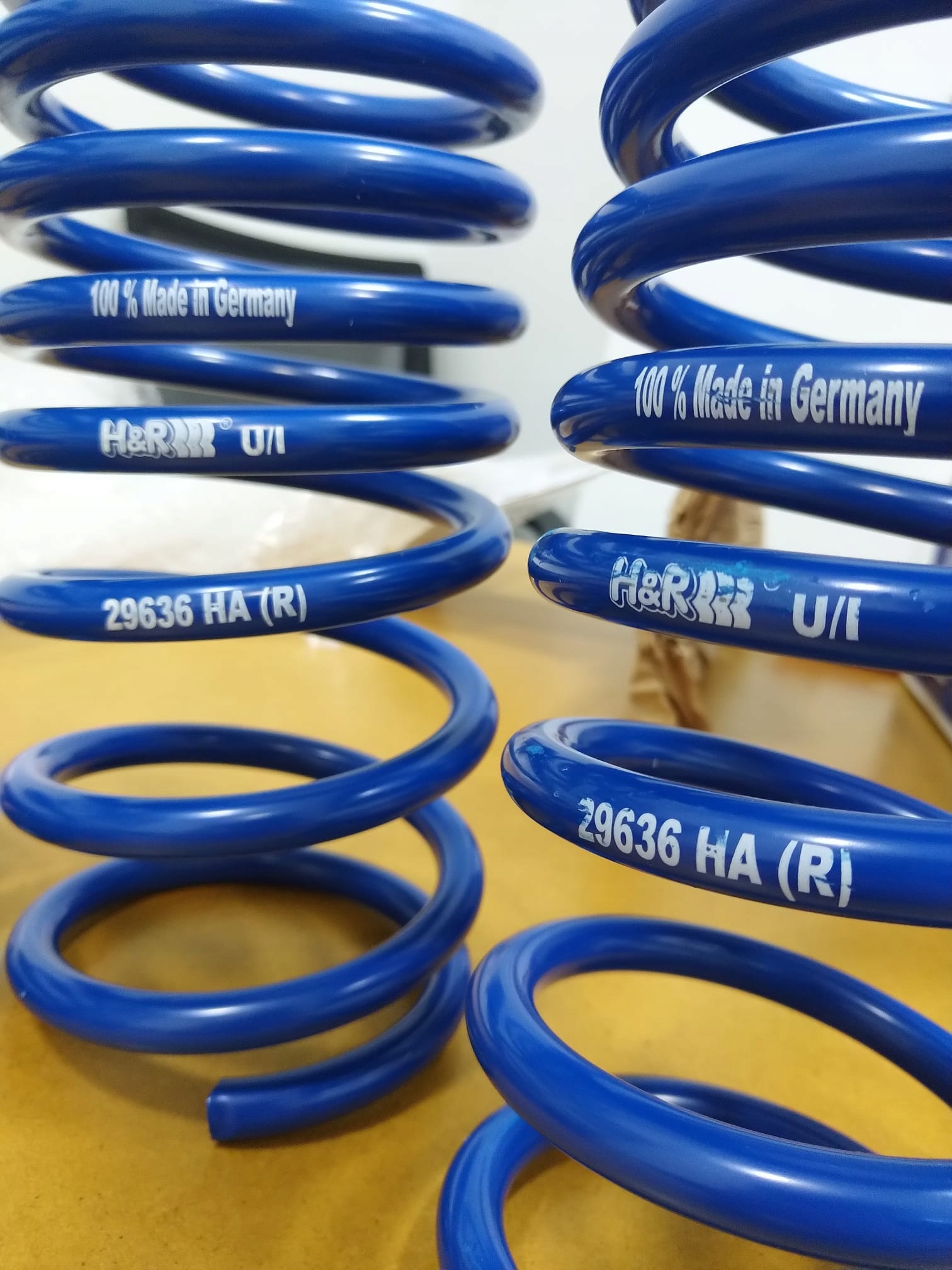 29636 - H & R 29636-1 Кубок комплект спортивные пружины J3