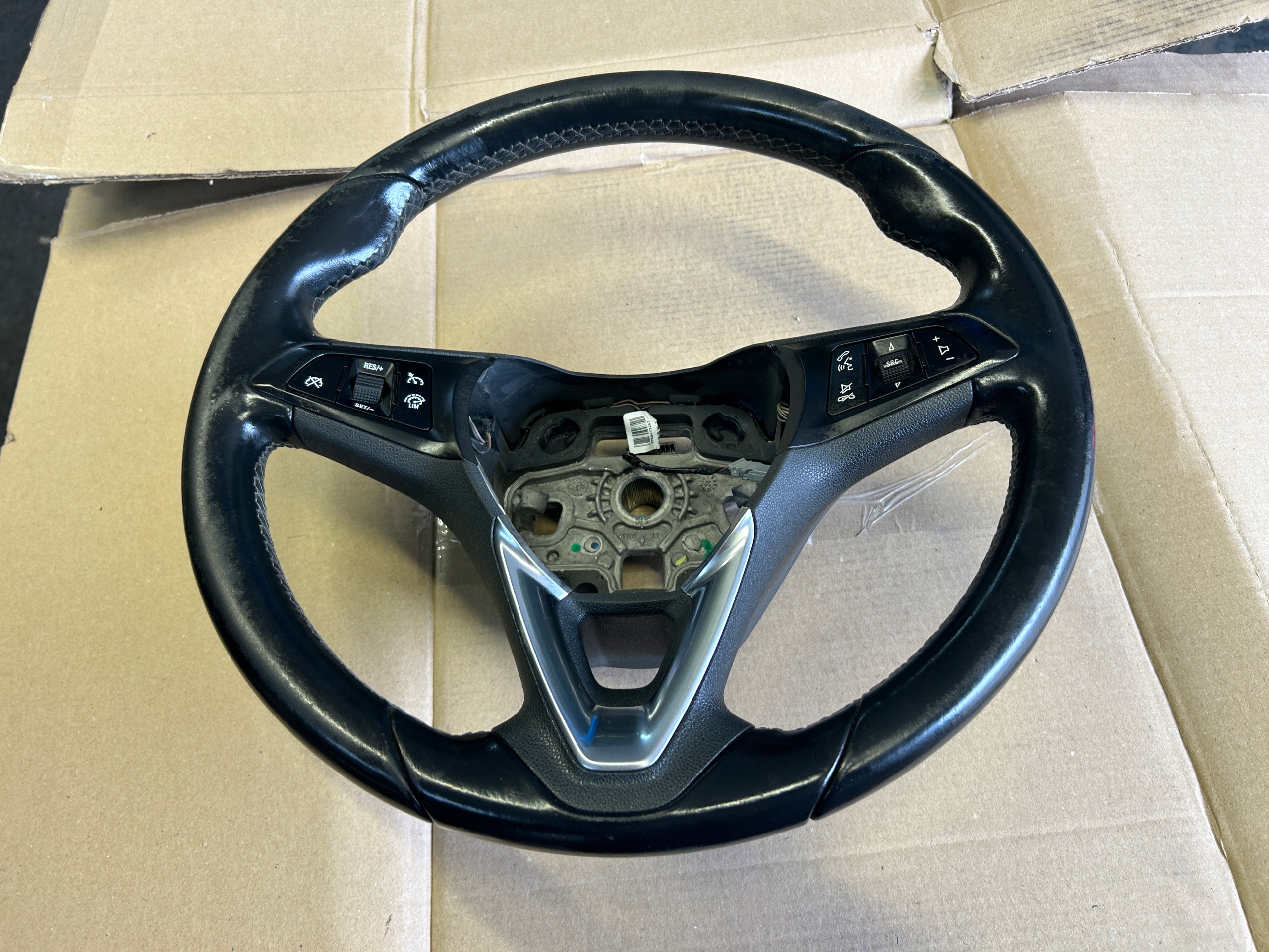 OPEL CORSA E Volant 39035990