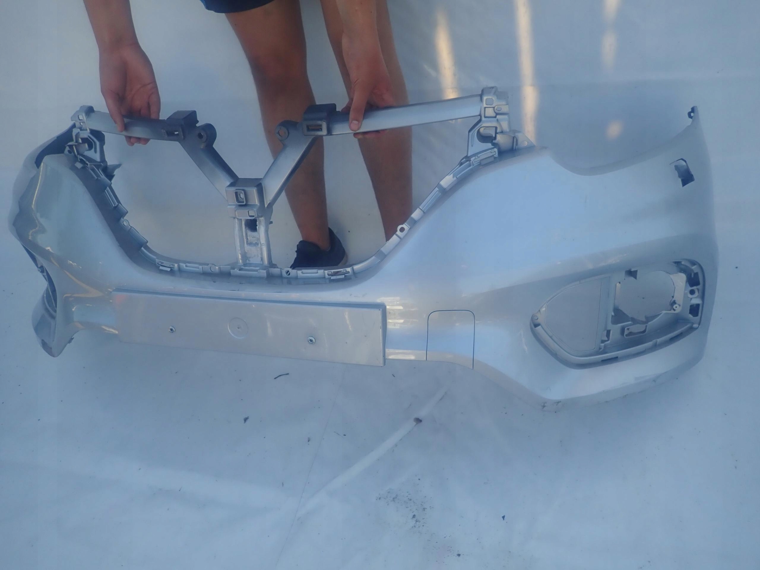 RENAULT KADJAR LIFT 18-> bumper front PDC SPR