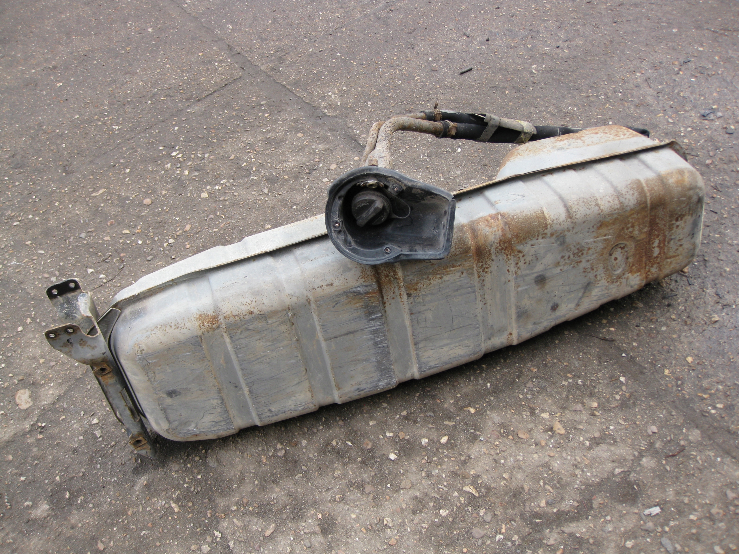 FORD EXPLORER II FL 98R 4.0 V6 kraftstofftank tank