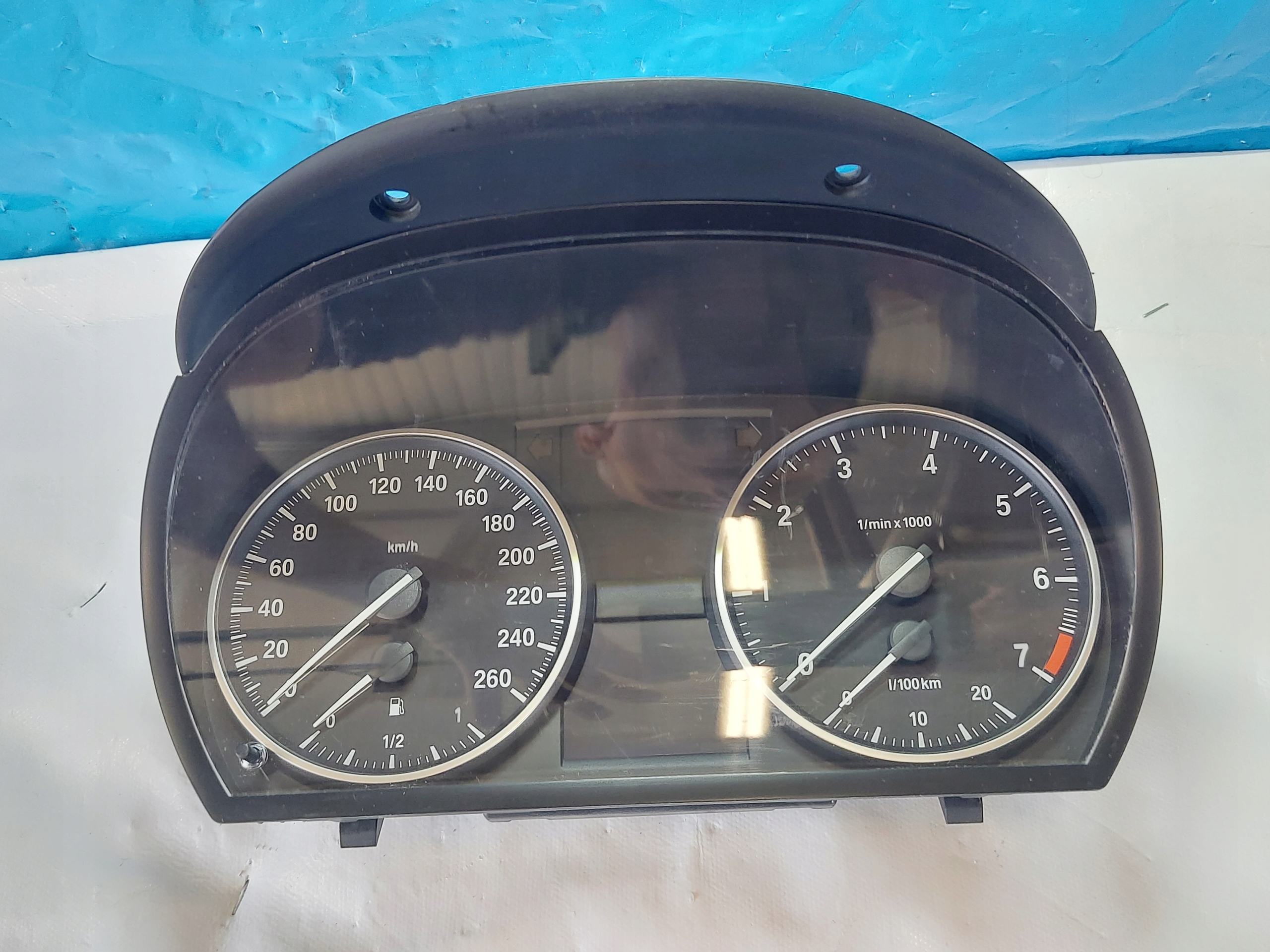 dials clock BMW E90 2.0 B 918705201