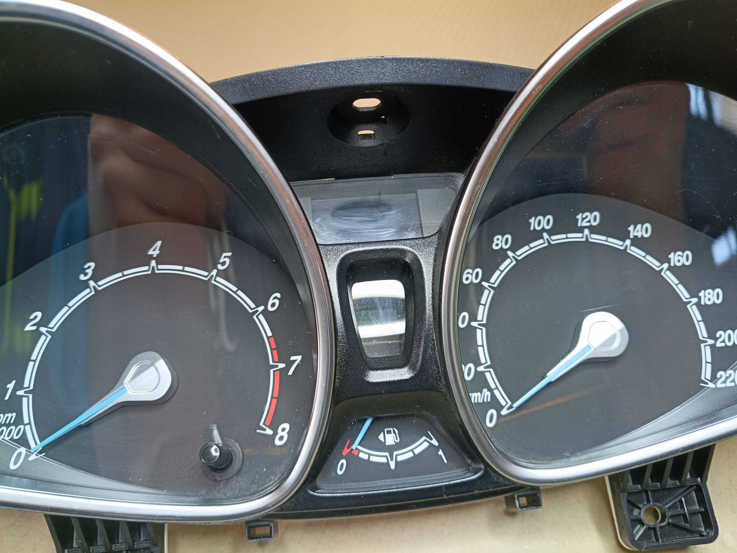 dials Predkosciomierz Ford Fiesta VI C1BT-10849-LXN