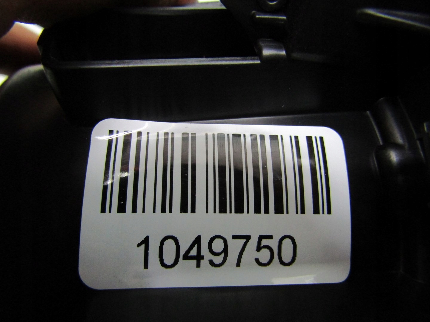 CX-30 21R бардачок Держатель на Чашки DFR7-G0396