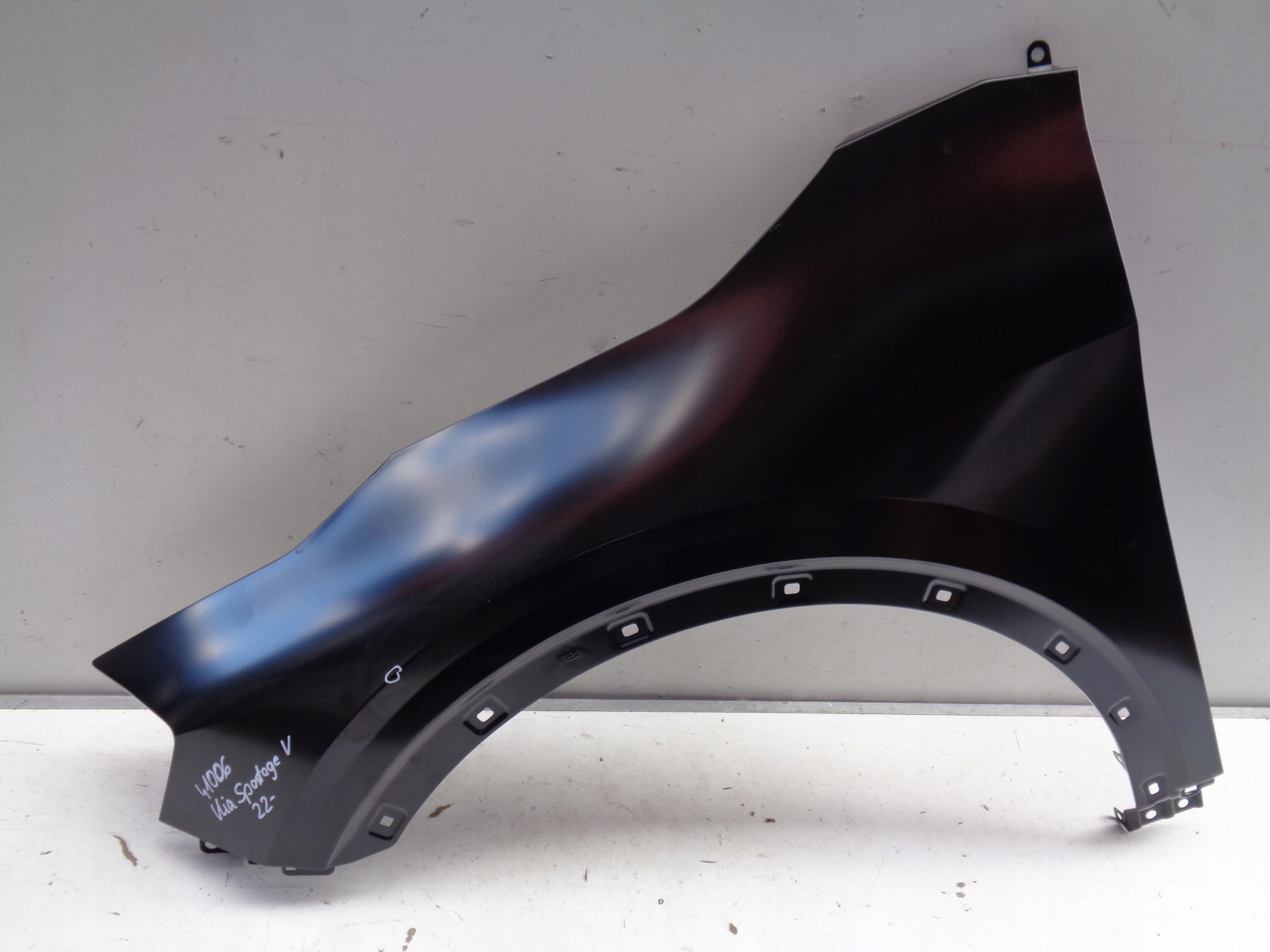 new fender left front KIA SPORTAGE V 22- NR 41006