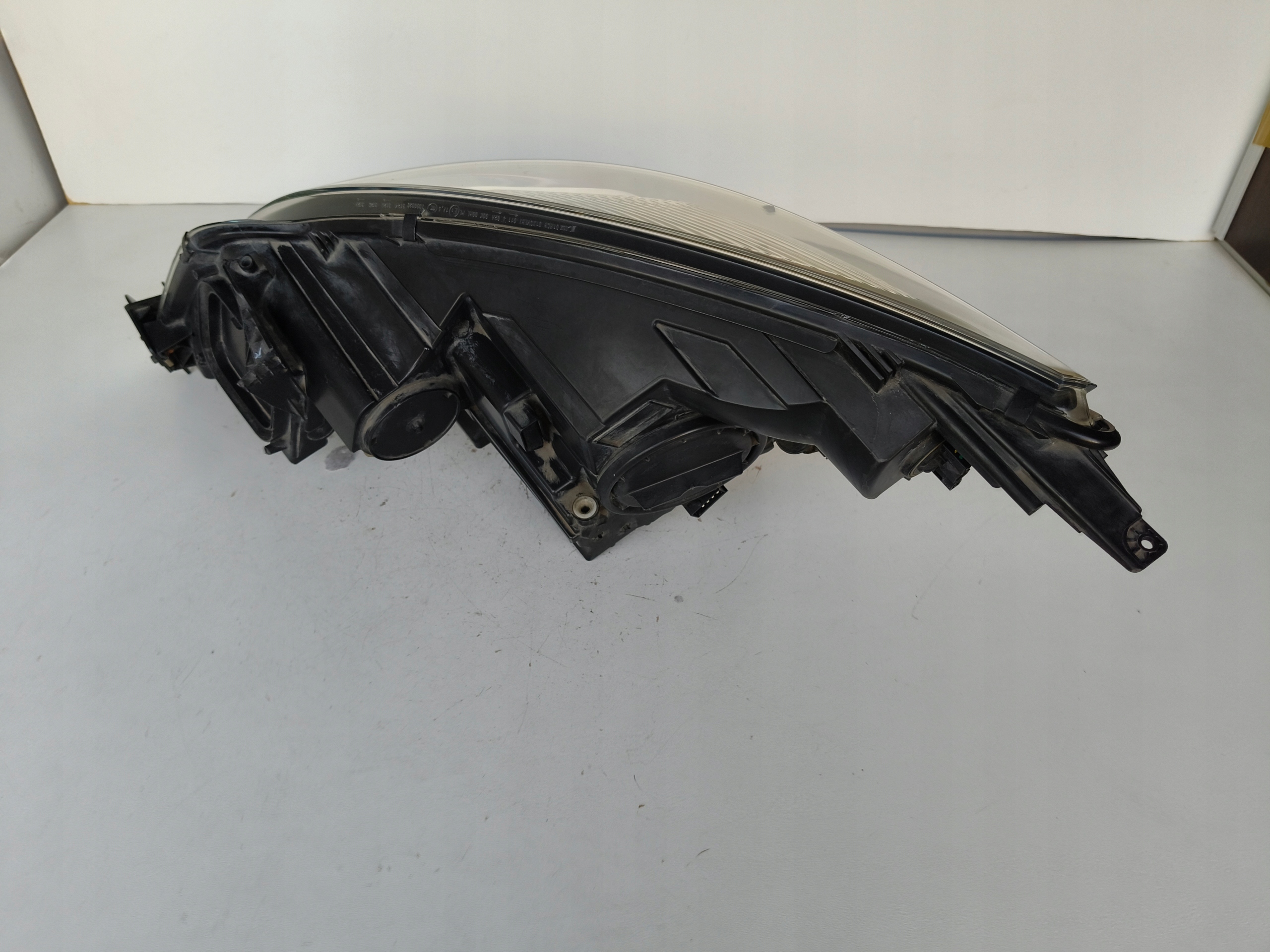 light right REFLEKTOR OPEL ZAFIRA C 12-16