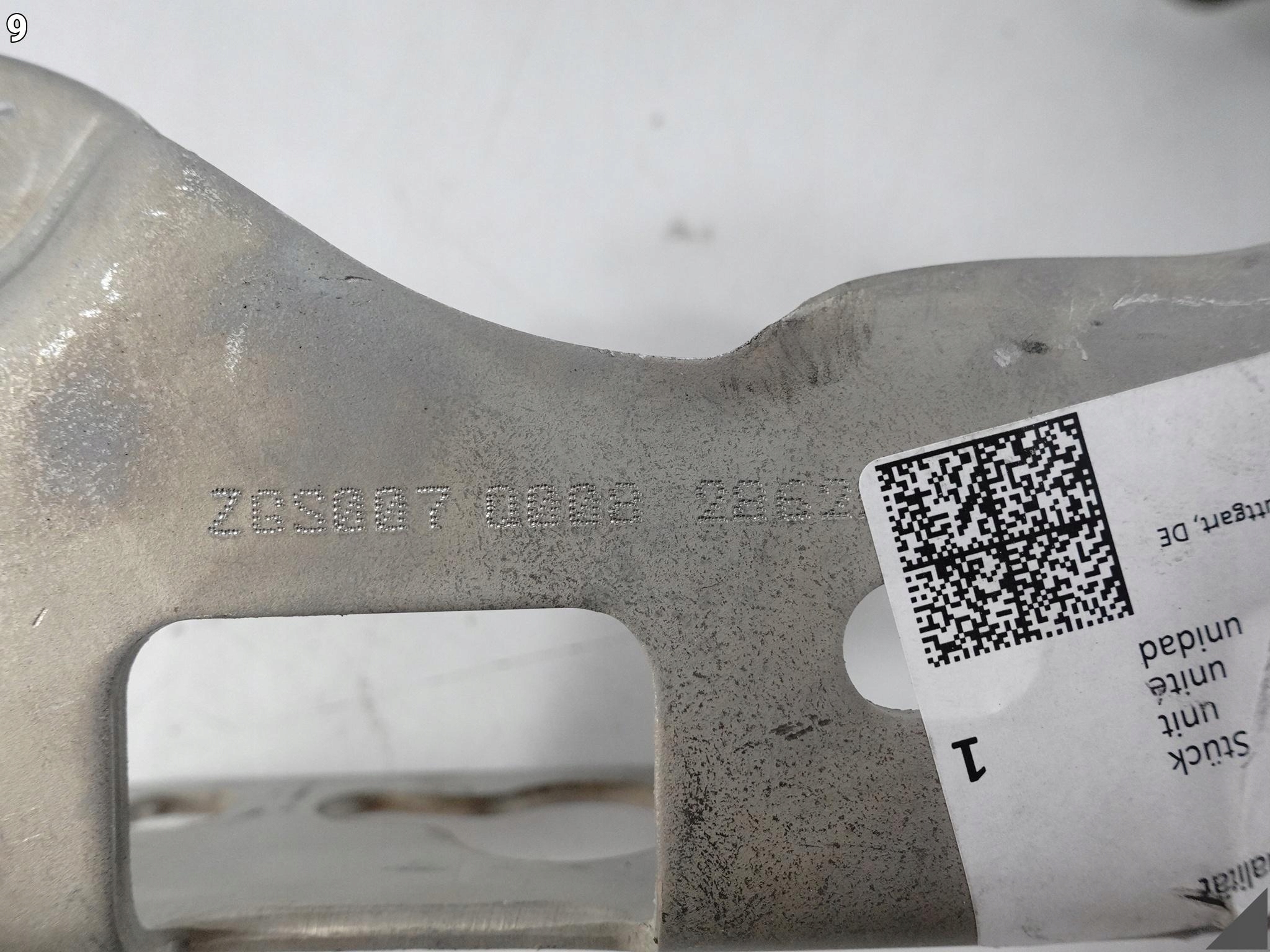 MERCEDES E-KLASA W213 S213 C238 CLS 257 hinge holder bonnets front left