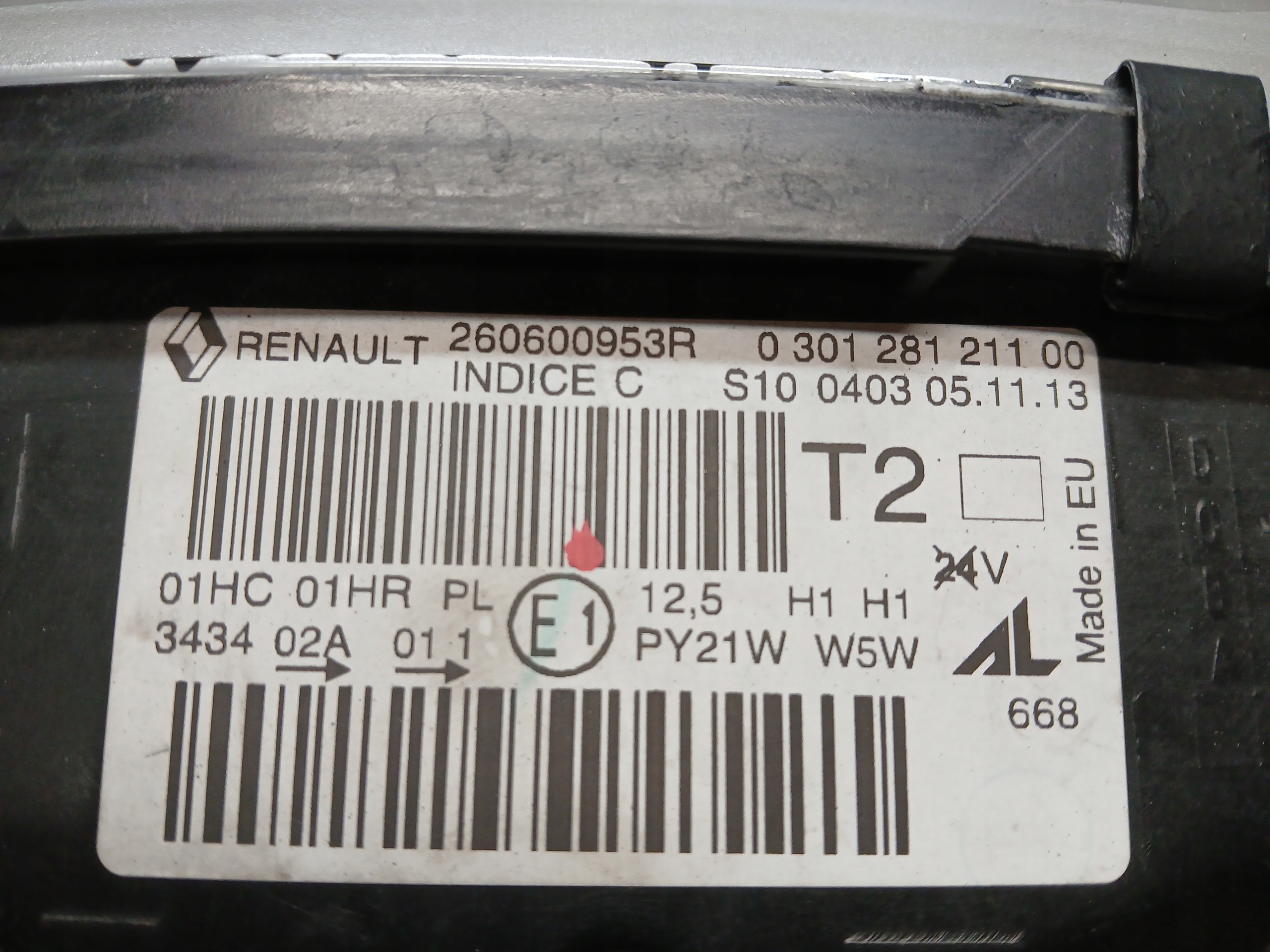 light front left RENAULT CAPTUR and 1 lens SREBRNA 260600953R