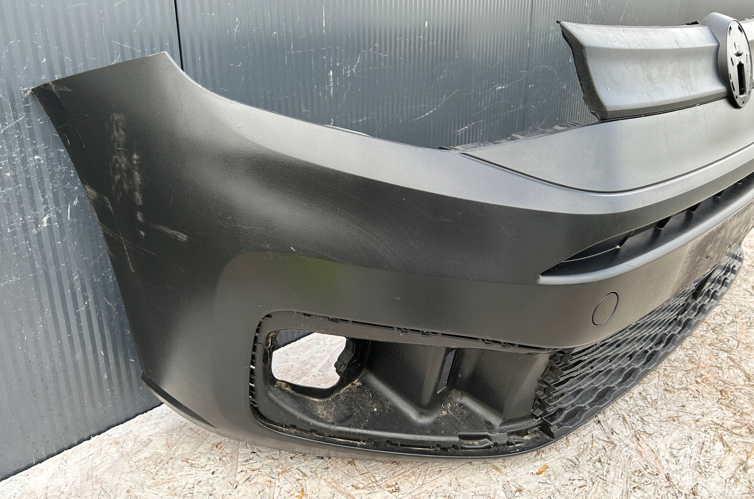 bumper front front VW CADDY IV 2K7 20