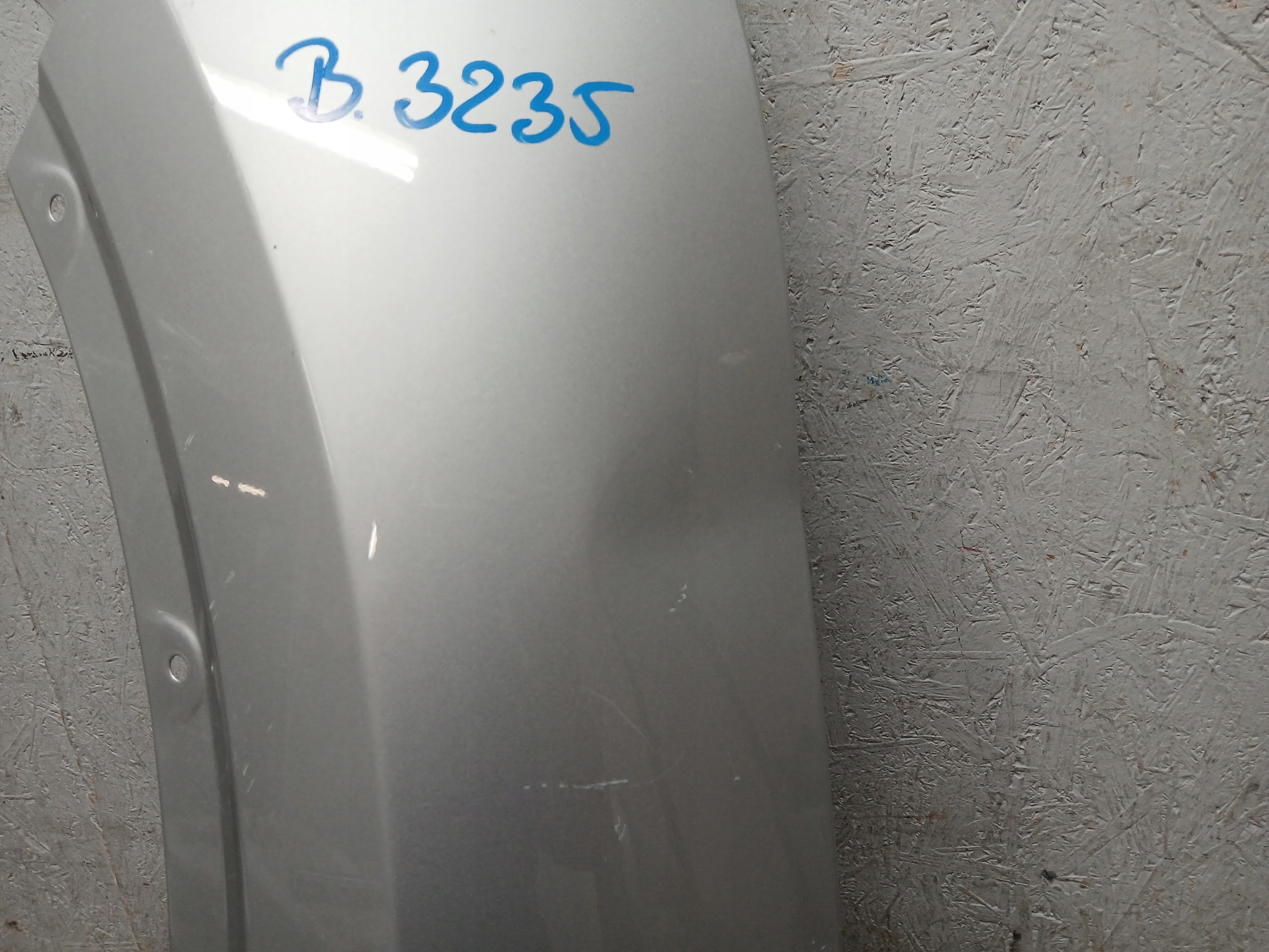 blatník předek levý TOYOTA CHR CH-R