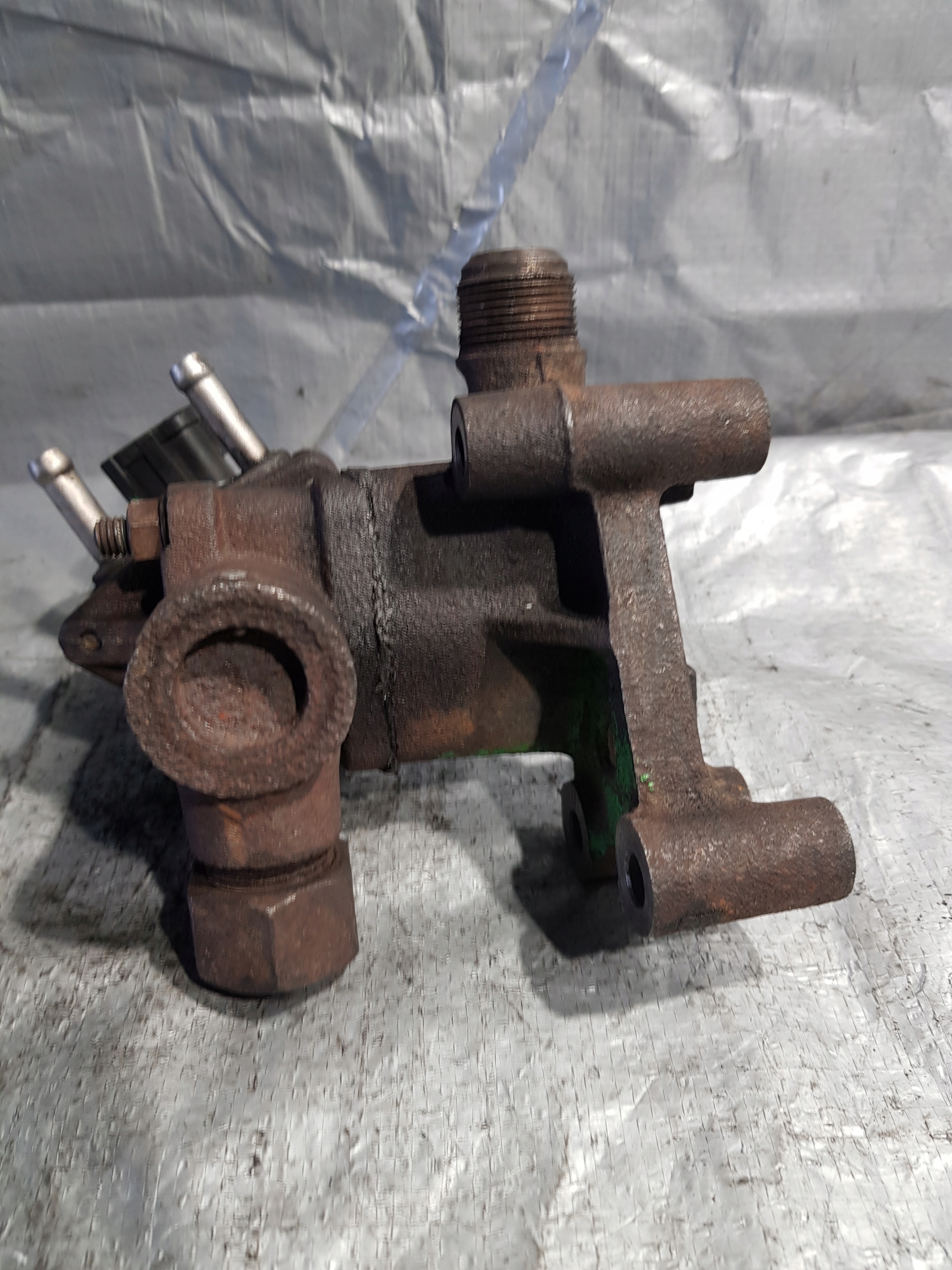 EGR valve NISSAN ALMERA plus holder