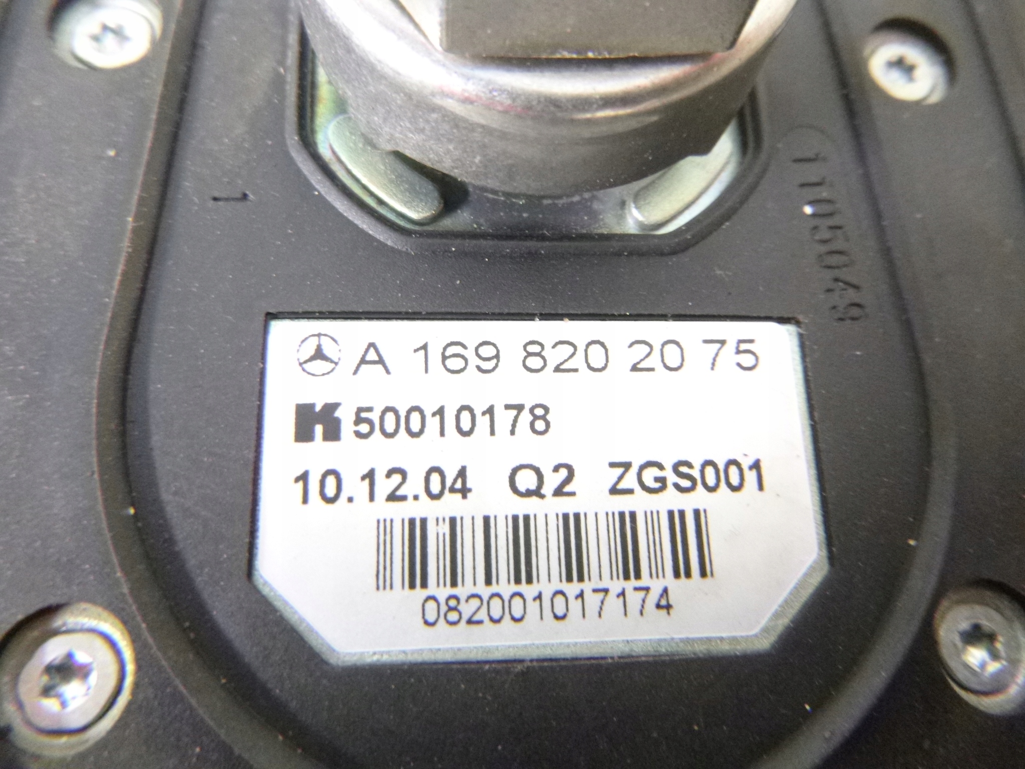 Mercedes W169 Antena dach 1698202075