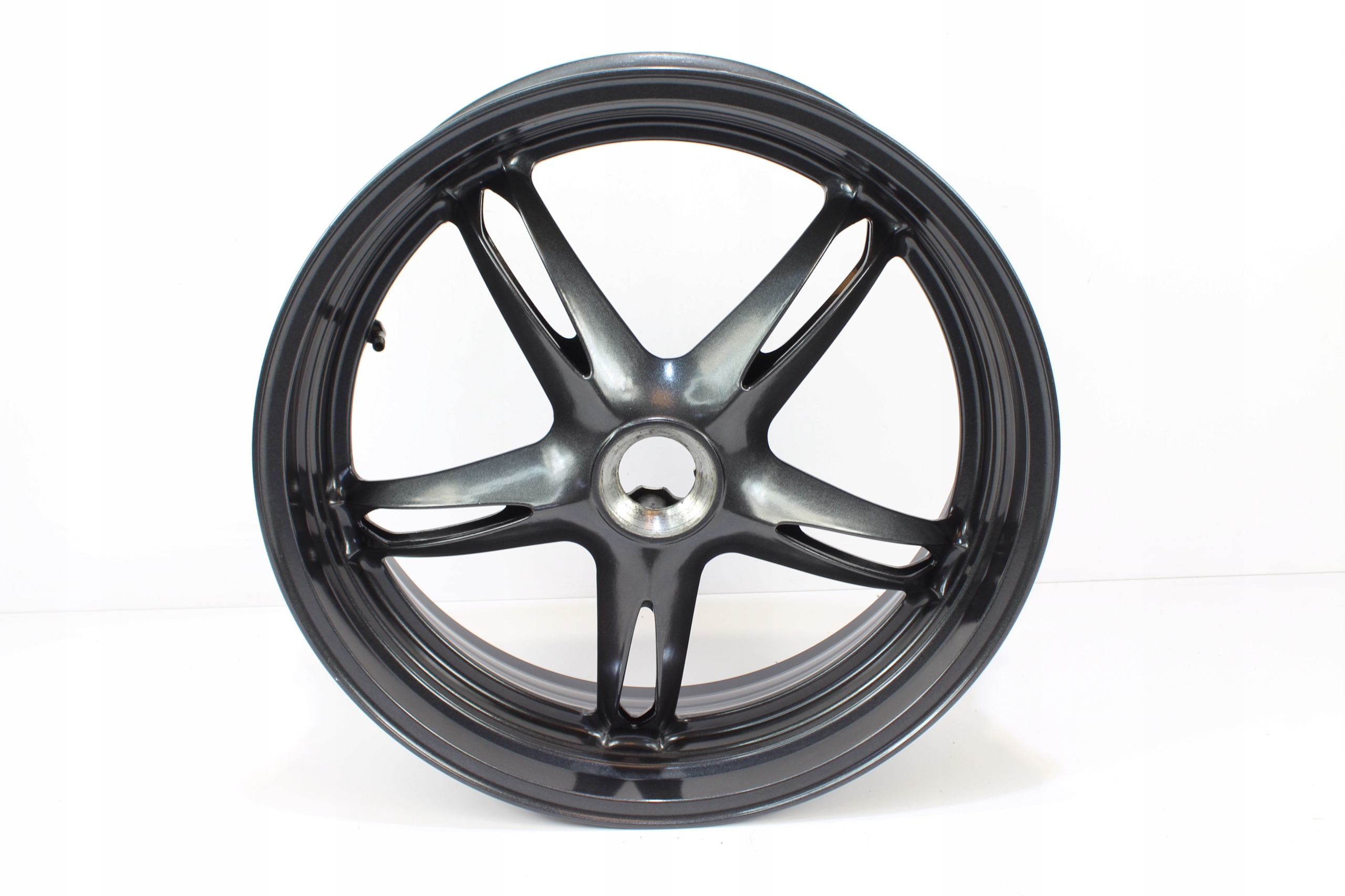 TRIUMPH SPRINT 1050 GT 10-ОБОД ЗАДНИЙ