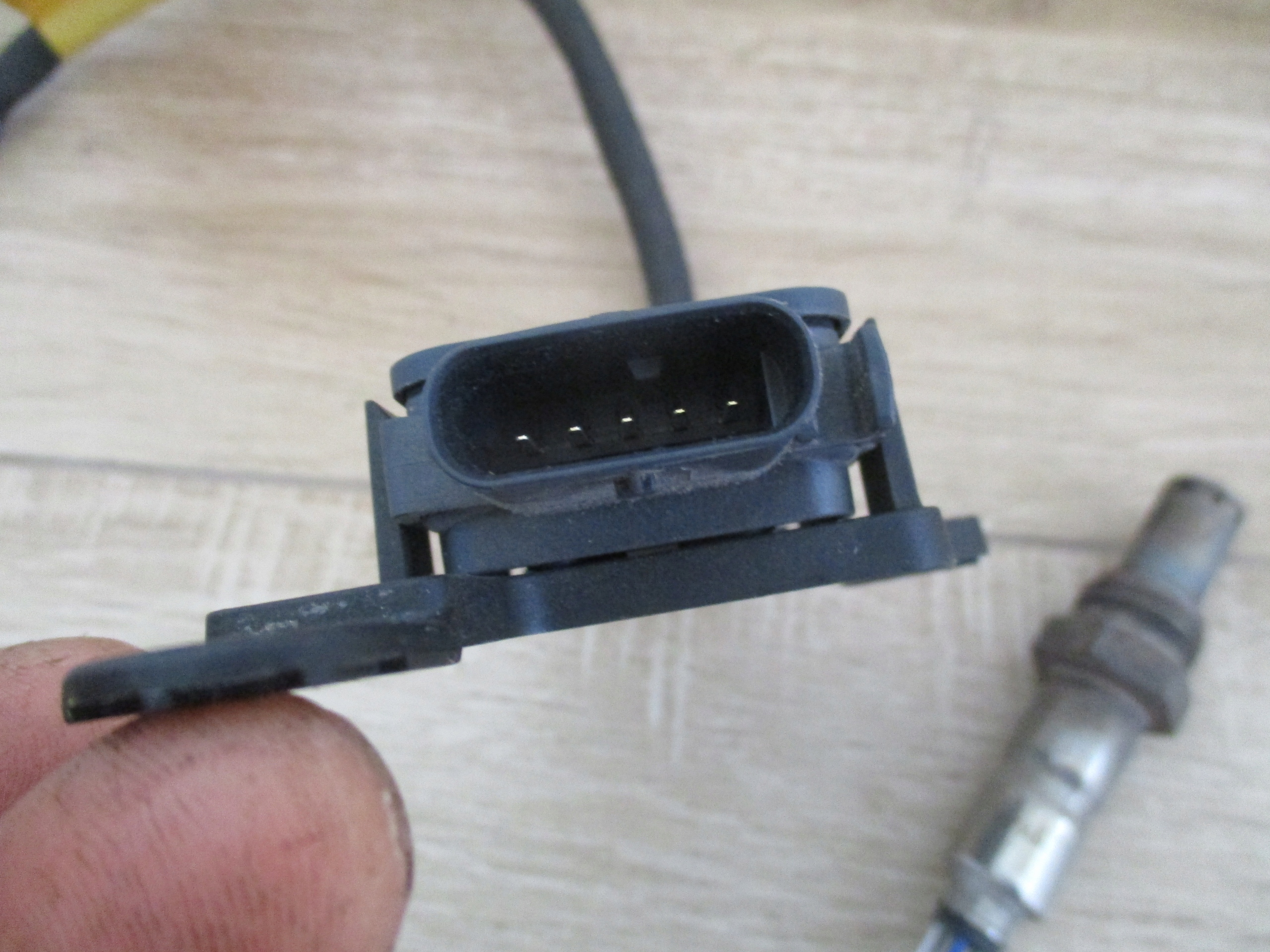 Sensor Sonda Lambda NOX Peugeot Citroen 9830817880