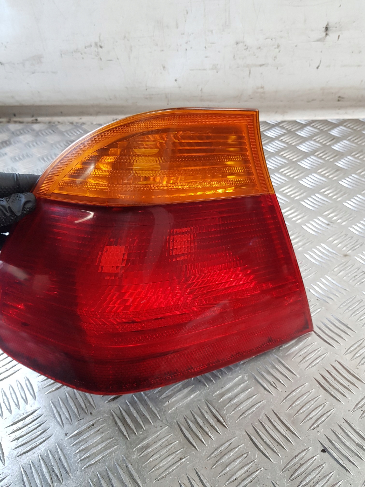 light left rear part W fender 8364921 BMW E46 sedan 98R
