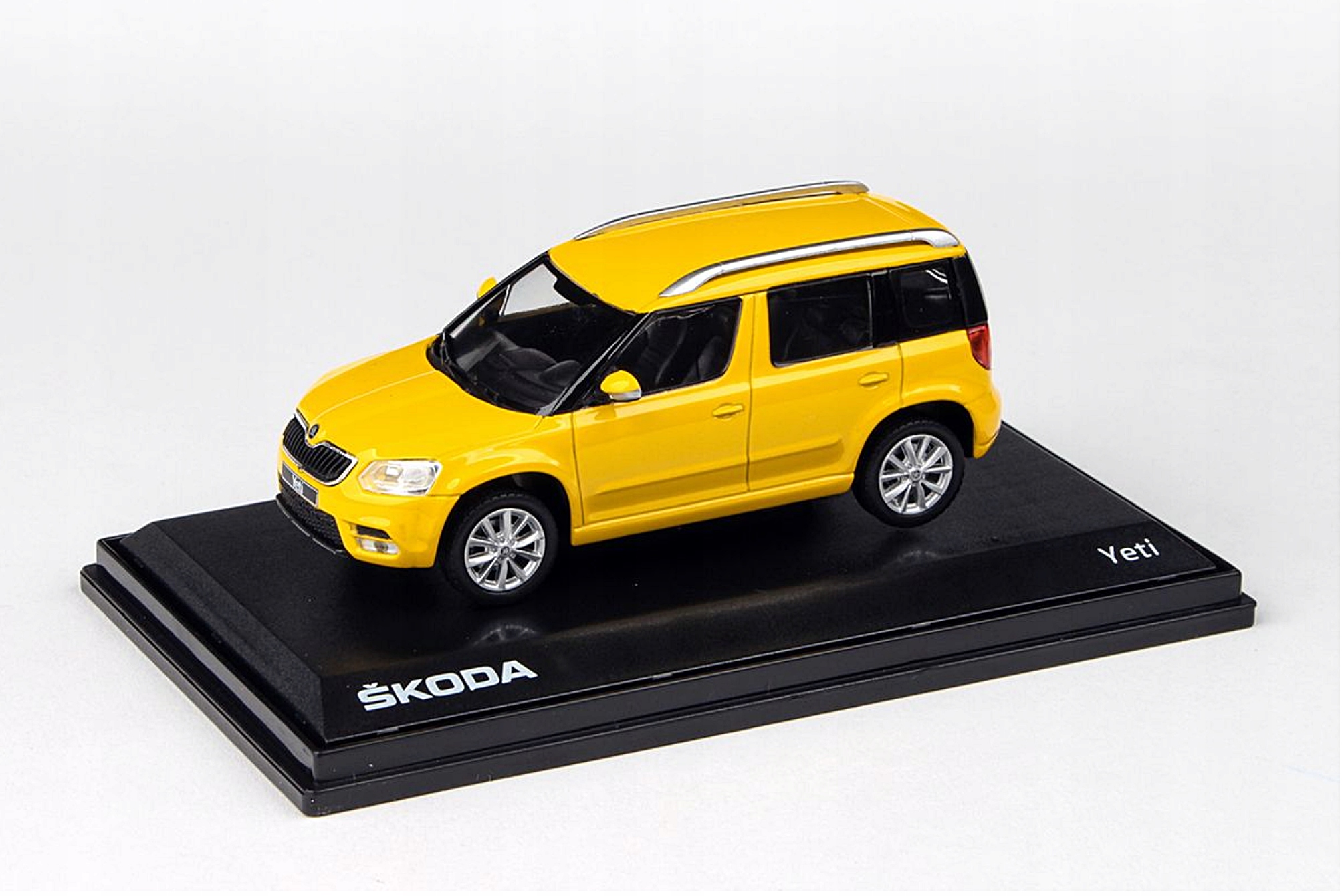Škoda Yeti Fl (2013) Žlutá Abrex 1:43