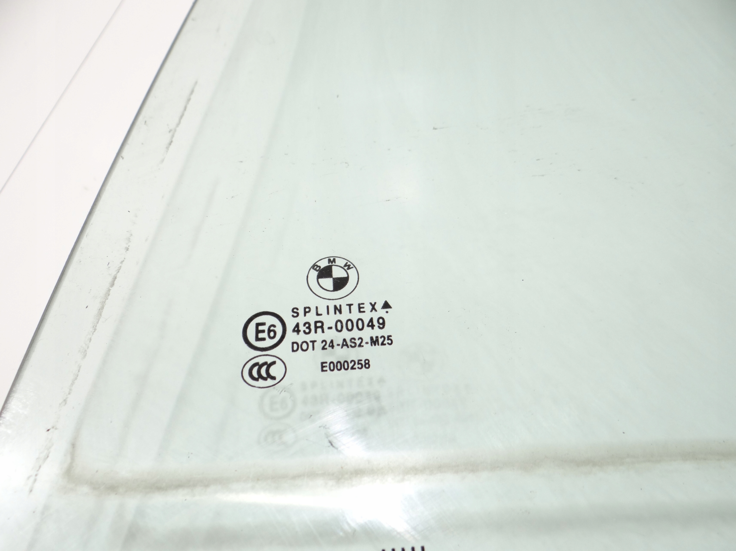 window side door left rear part BMW E60 (16932643)