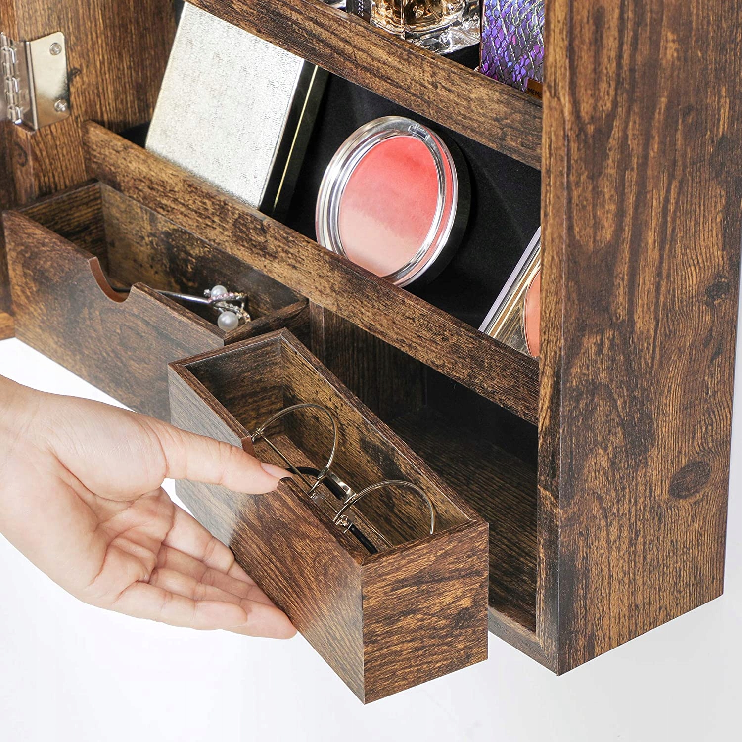 LUSTRO SZAFKA NA BIŻUTERIĘ TOALETKA VINTAGE Kolor mebla odcienie brązu