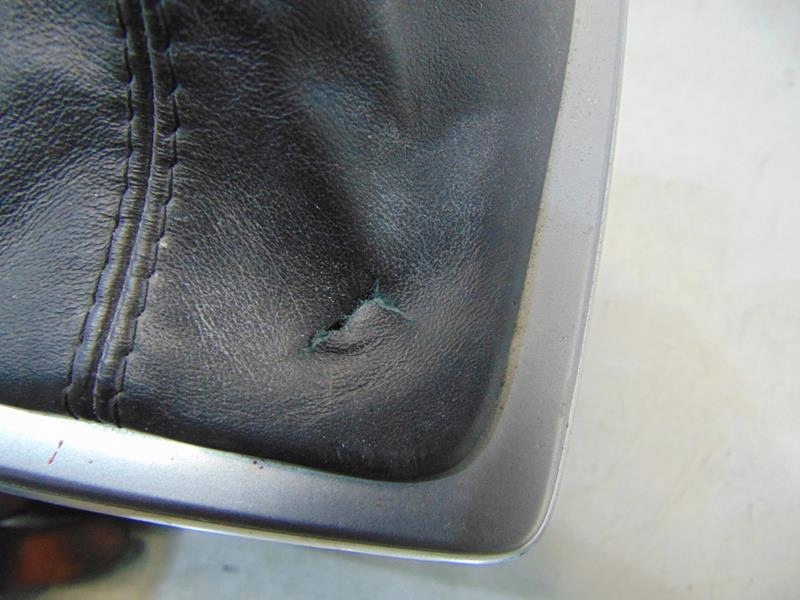 WYBIERAK ZMIANY BIEGOW MERCEDES W204 Gearbox type Automatic