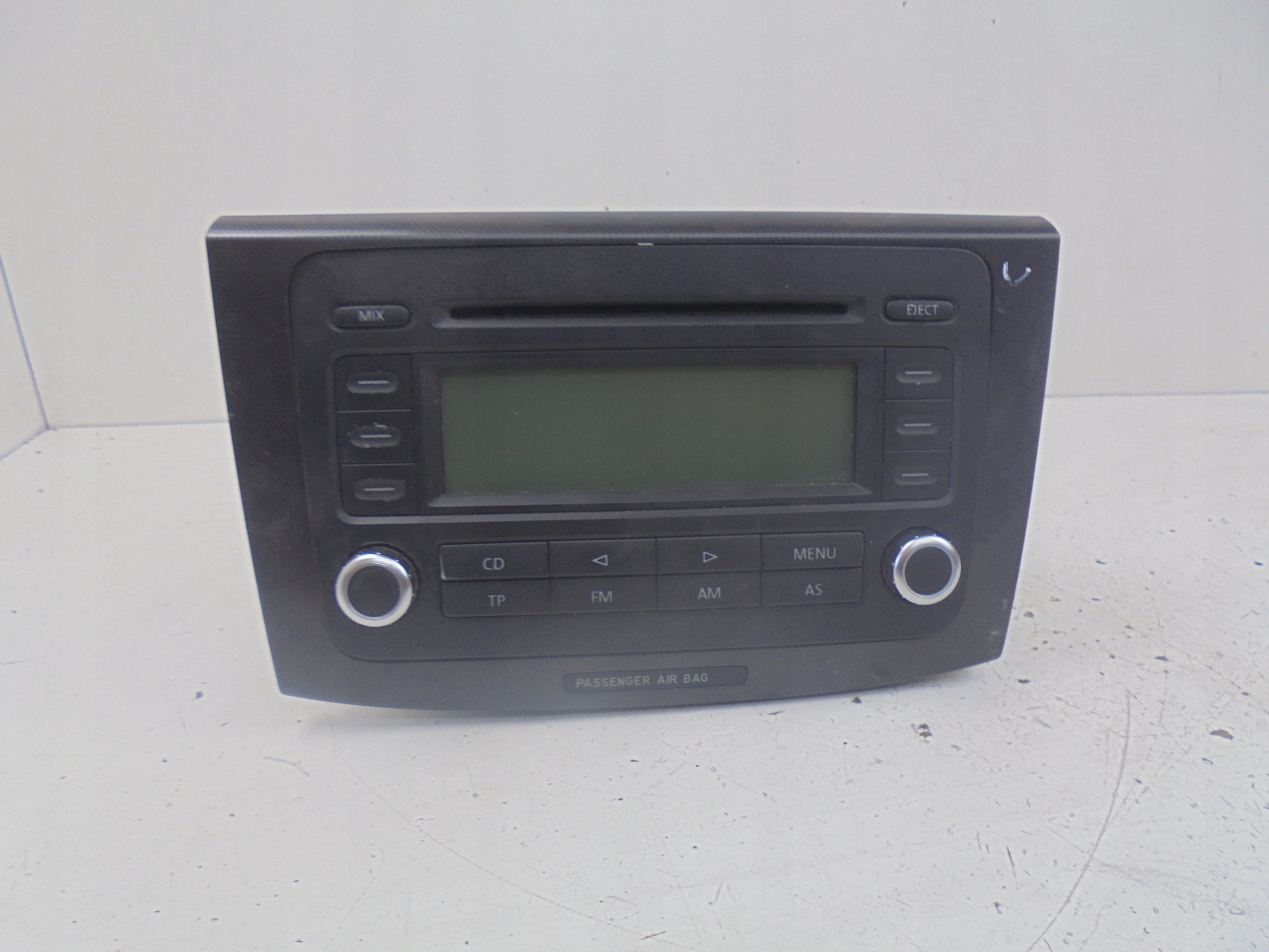 RADIO FABRYCZNE CD 1K0035186P VW PASSAT B6