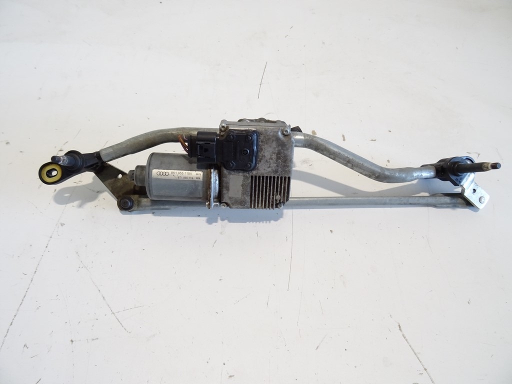 AUDI A4 B7 механізм склоочисника 8K1955119A