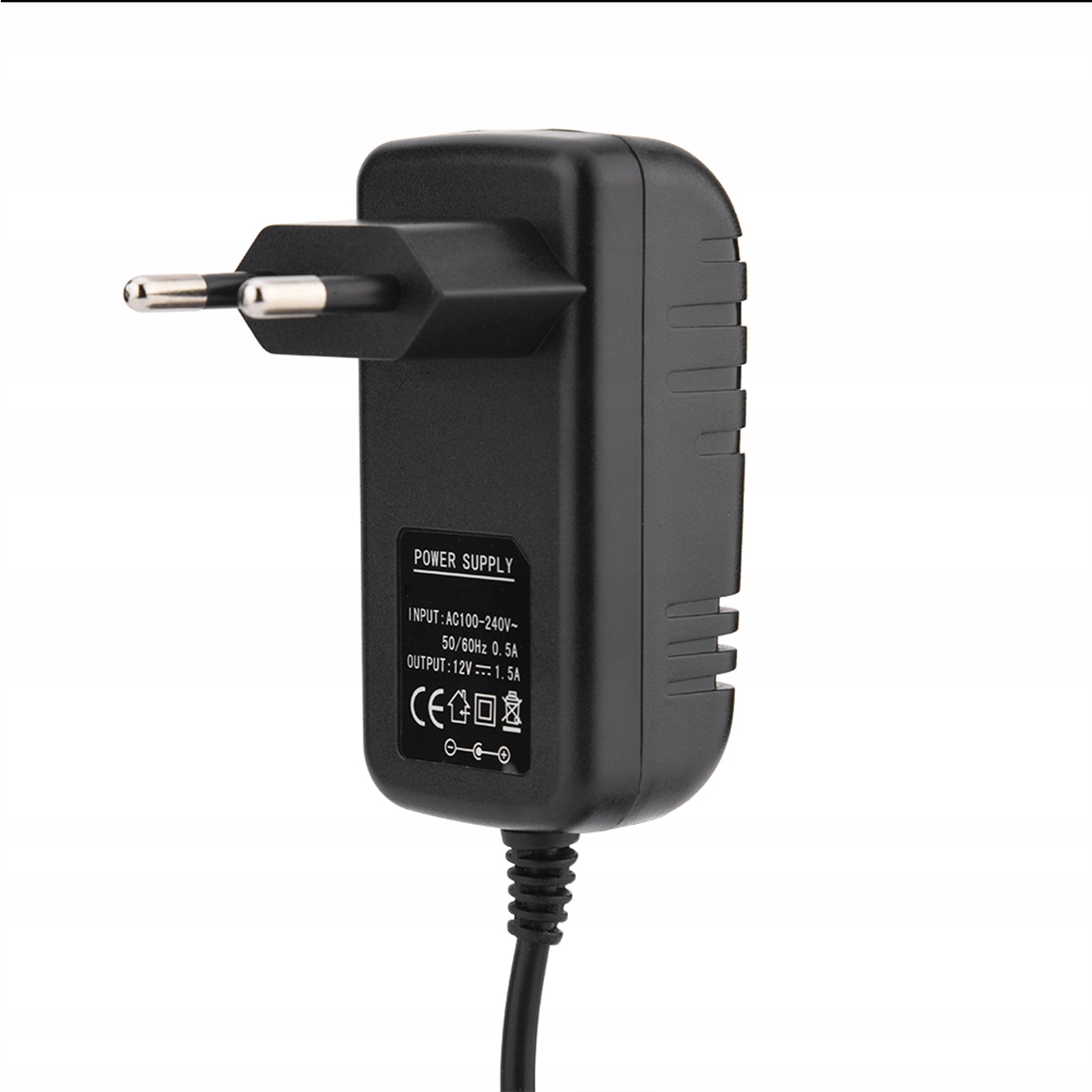 KIESZONKOWY TELEWIZOR CYFROWY DO AKTYWNOŚCI NA ŚWIEŻYM POWIETRZU Model XD03749-02