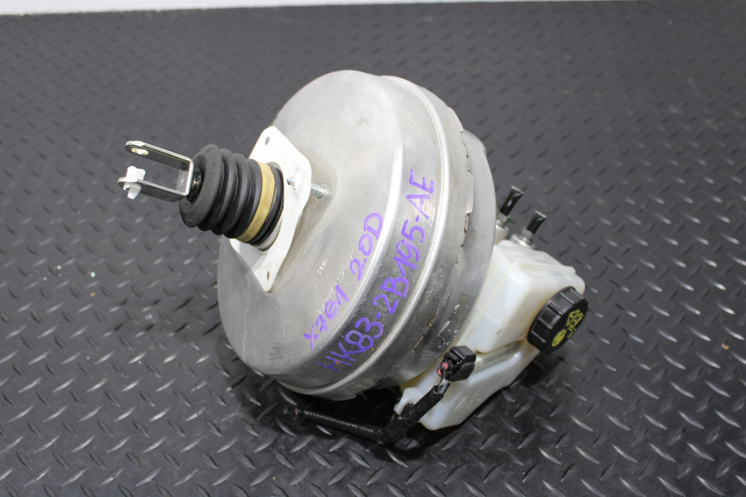 servo Servofreno JAGUAR F-PACE X761 HK83-2B195-AE