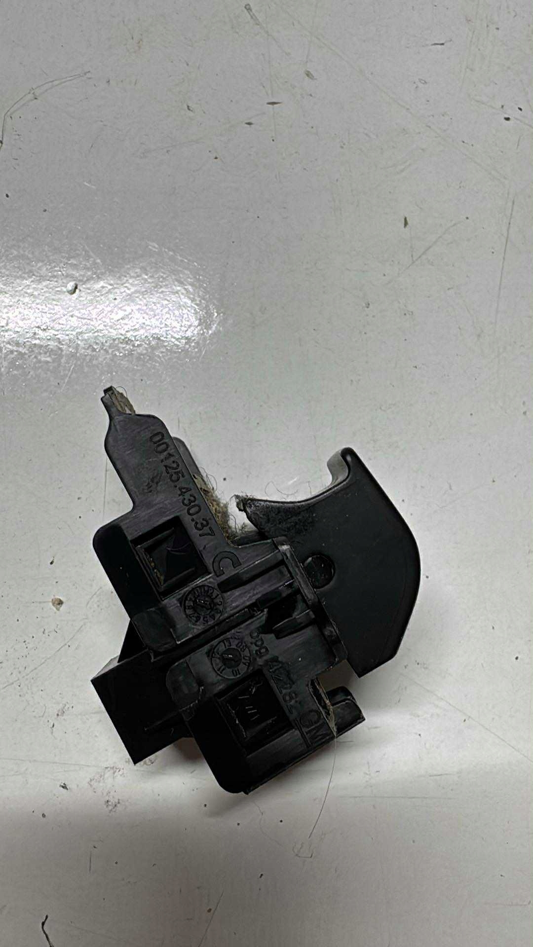OPEL INSIGNIA A switch electric brake 0012543037 42282